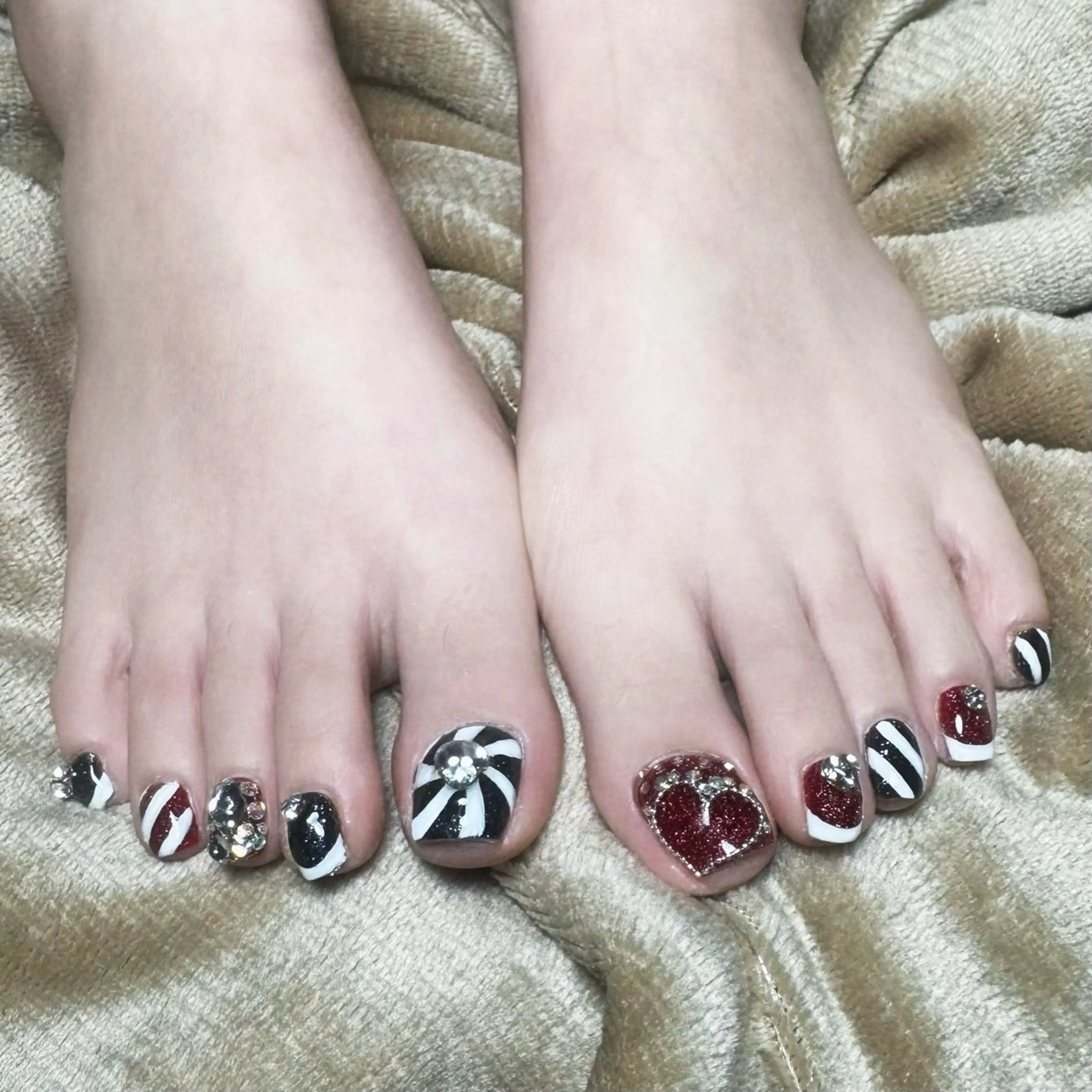 ネイル フットネイル Atelier Violetteのネイルデザイン