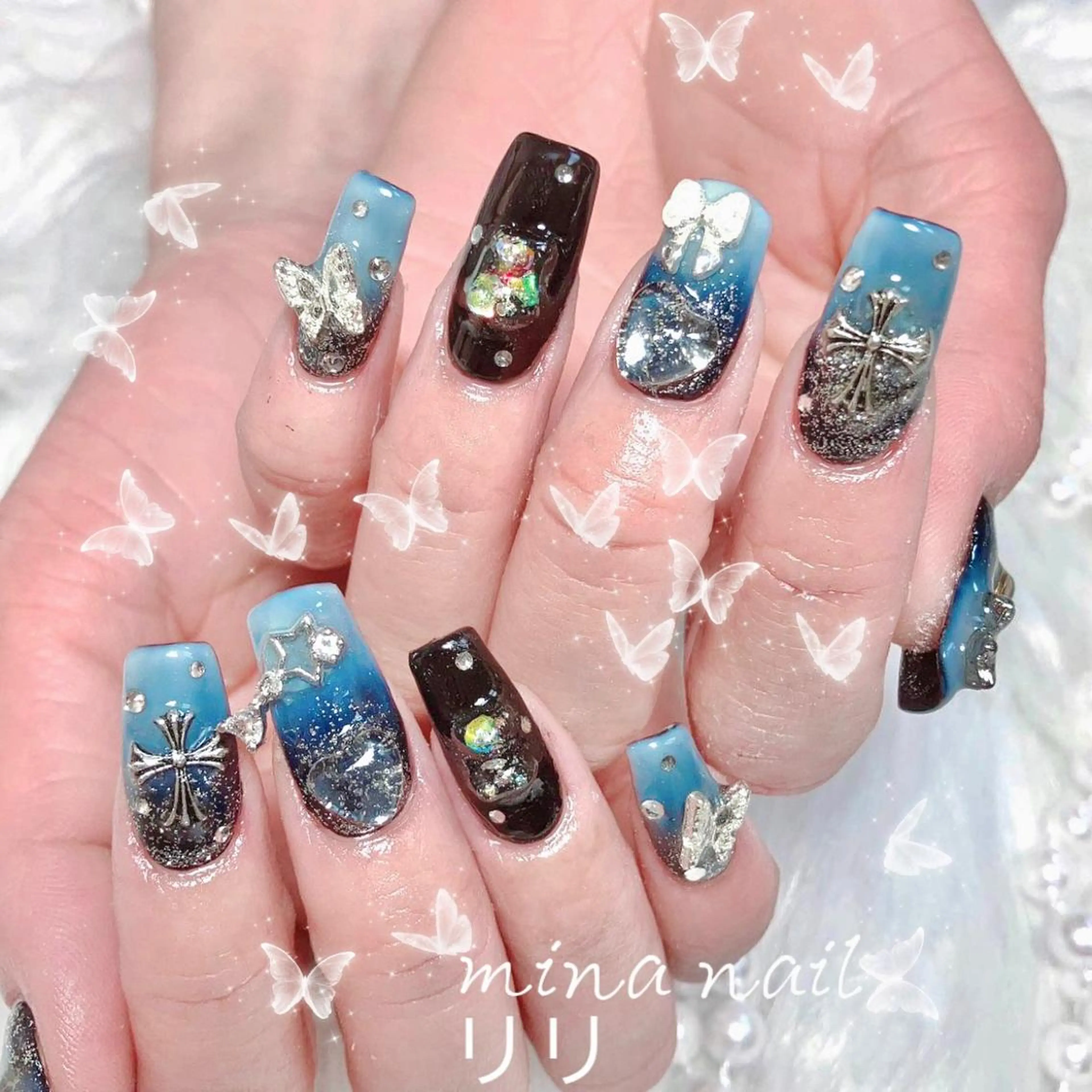 ネイル 🎀まゆ 🪽🐾のネイルデザイン