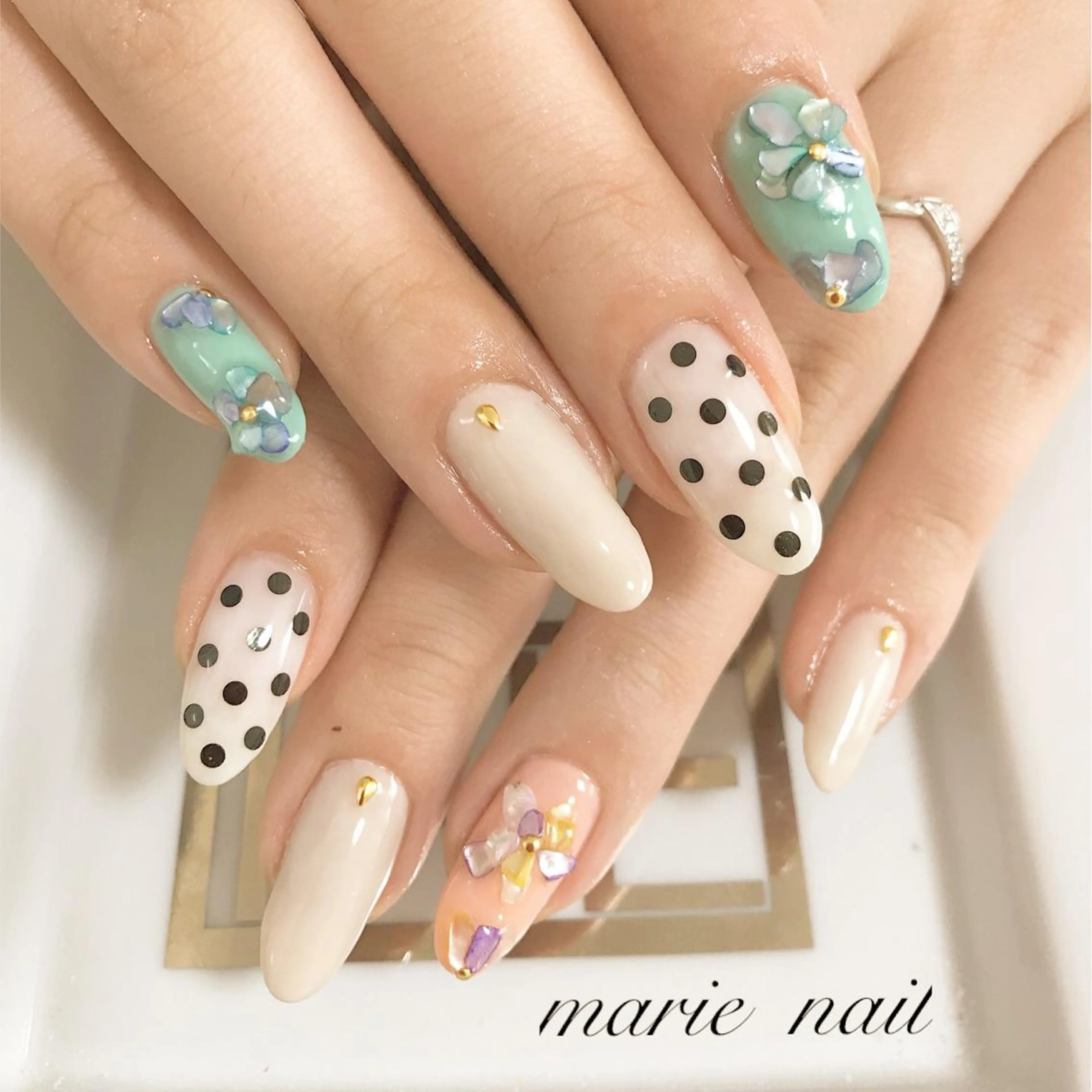 ネイル アートネイル marie nailのネイルデザイン