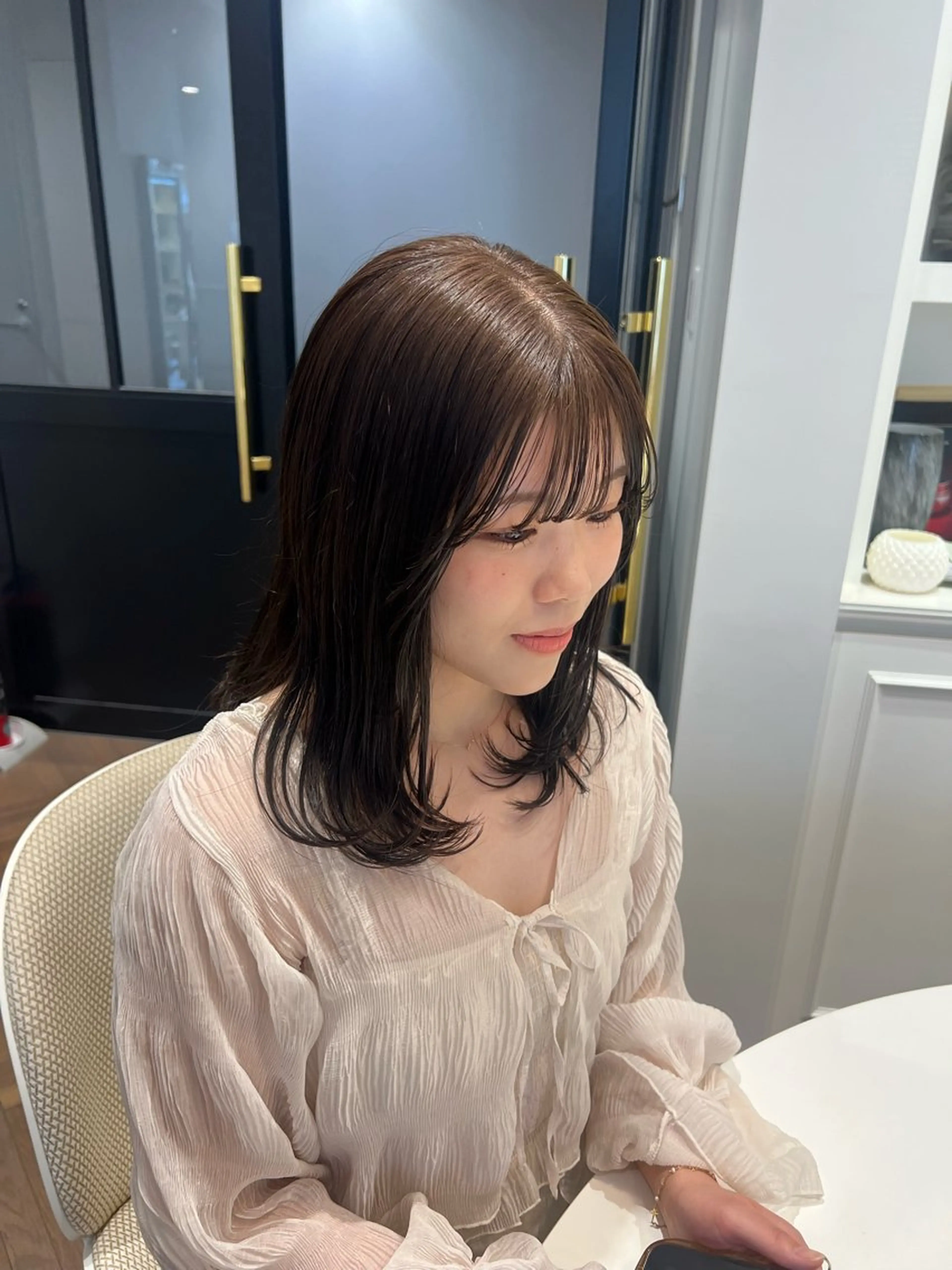 ミディアム カラー ベージュカラー オリーブベージュ 似合わせ/レイヤー 💟SAEのヘアスタイル