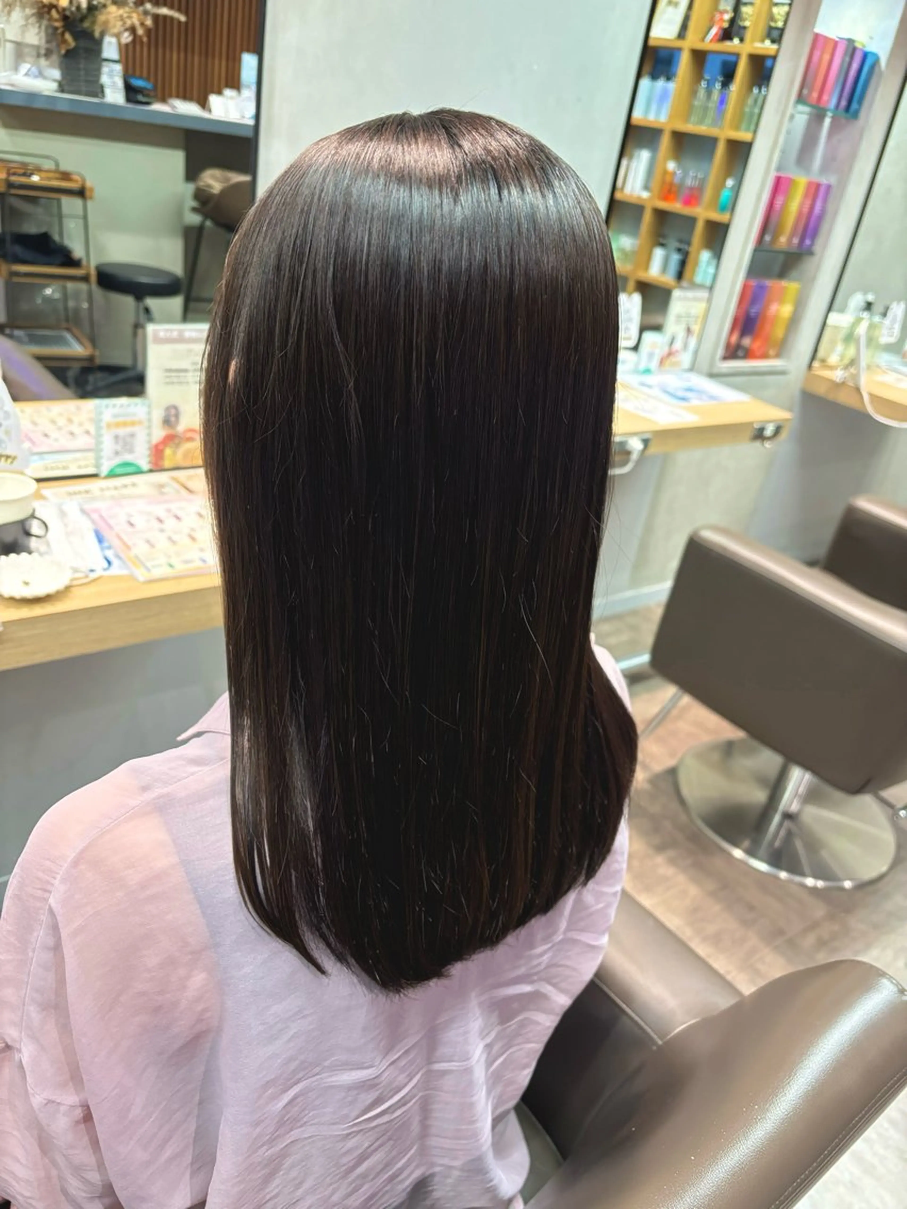 ロング パーマ 縮毛矯正 🎀縮毛矯正.暗髪 .艶髪🩶ちひろのヘアスタイル