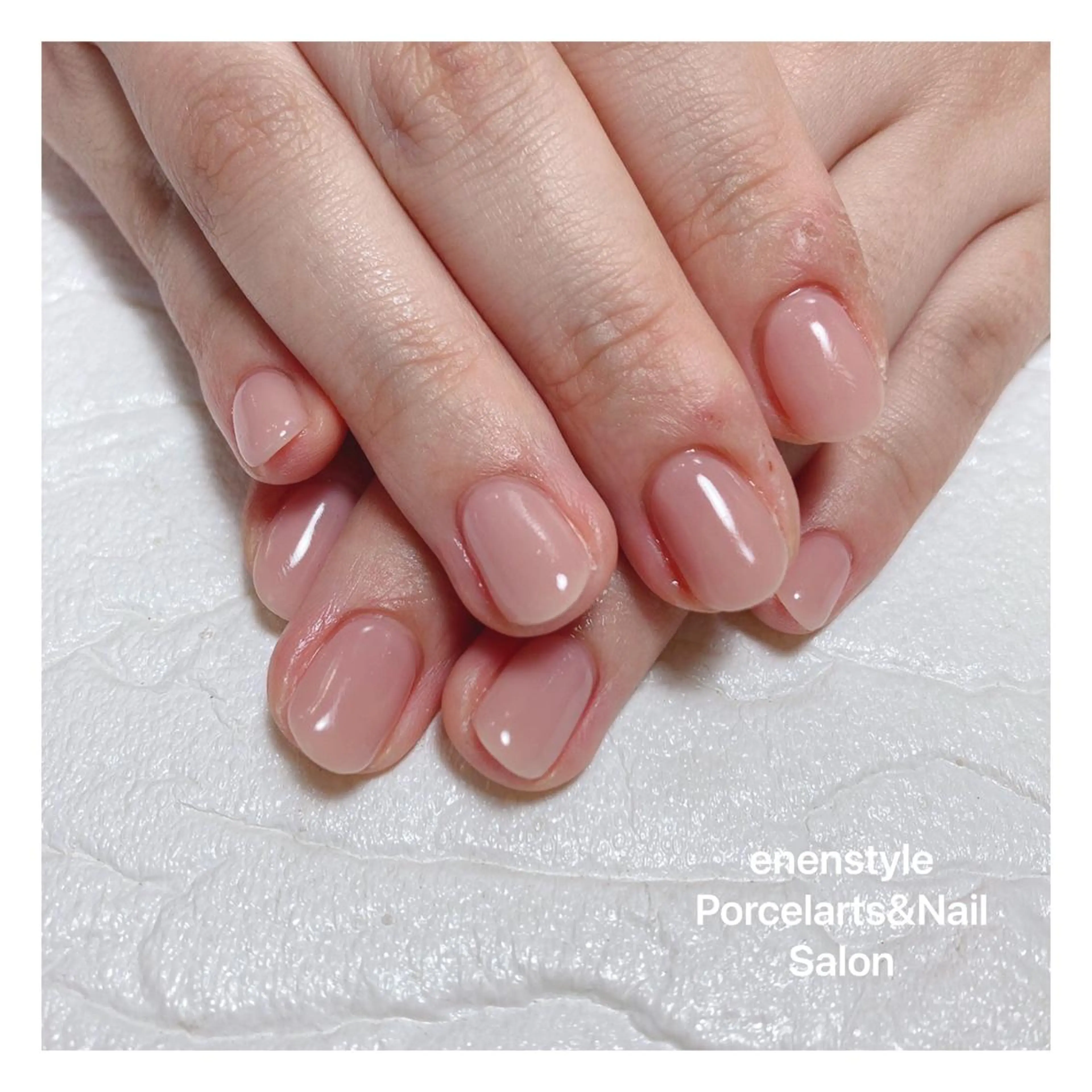 ショート ネイル 👑enen style👑のネイルデザイン