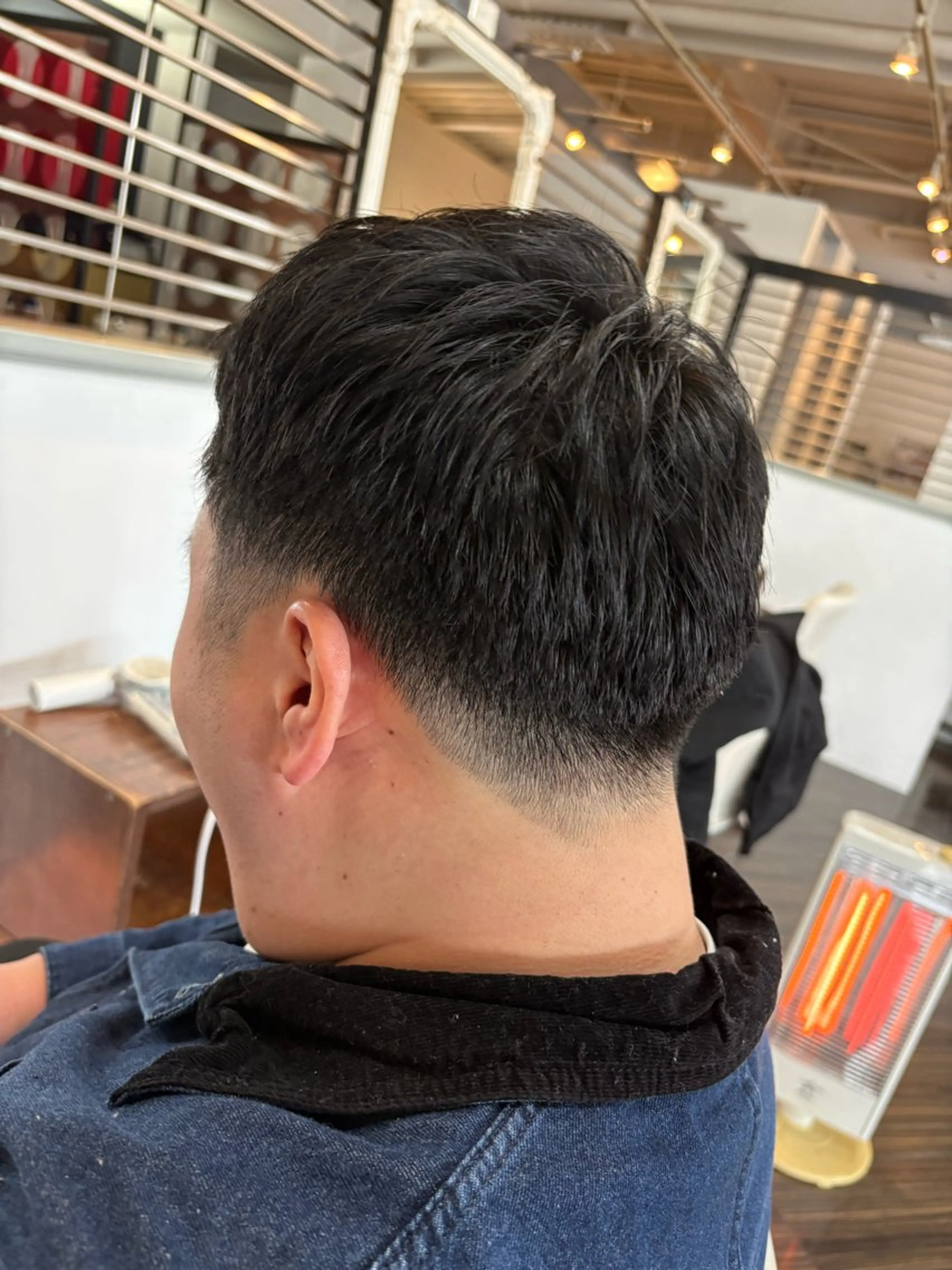 メンズ 刈り上げ カット 伊藤 秋衣のヘアスタイル