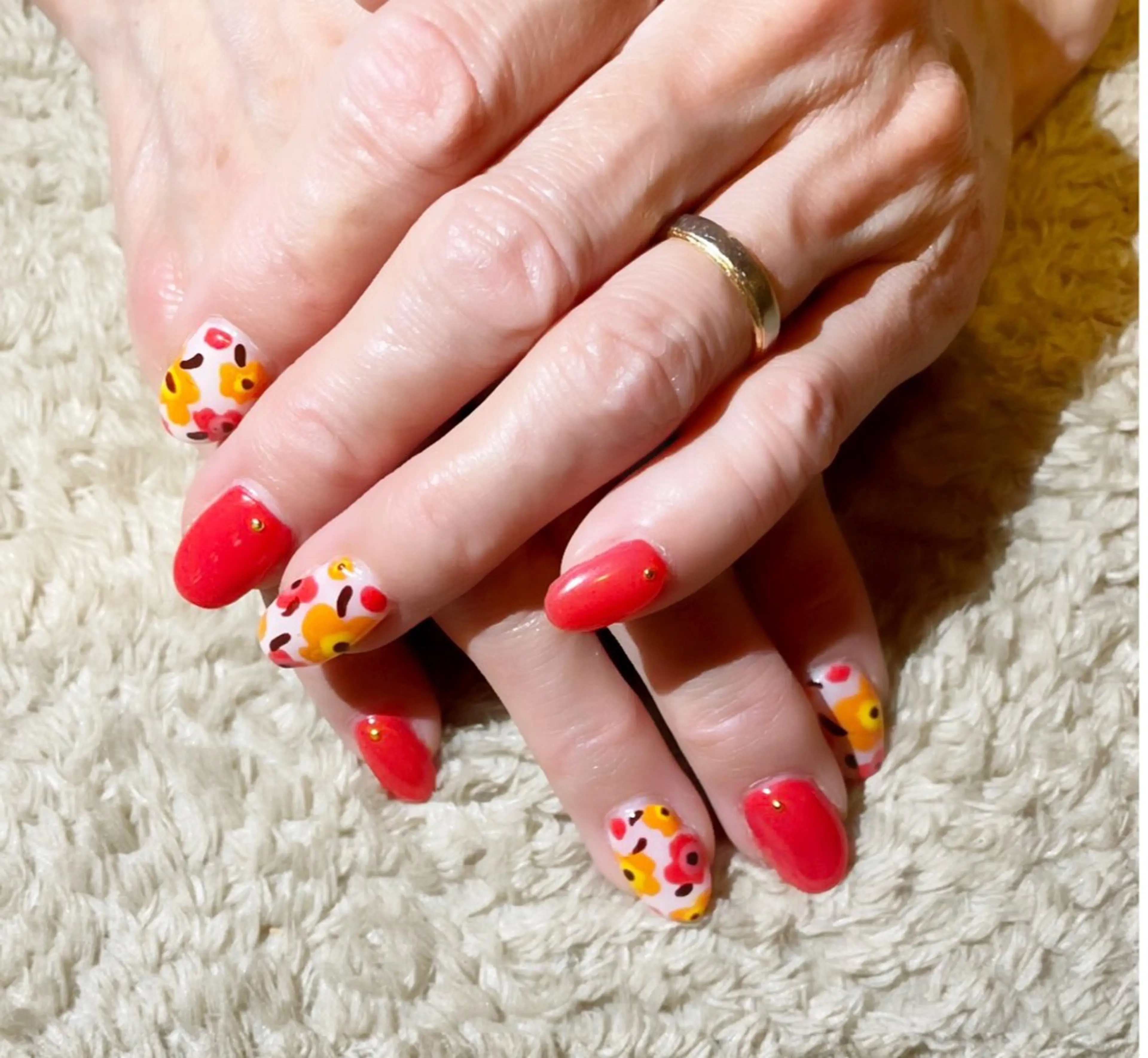 ネイル ＧＬAD グラットのネイルデザイン