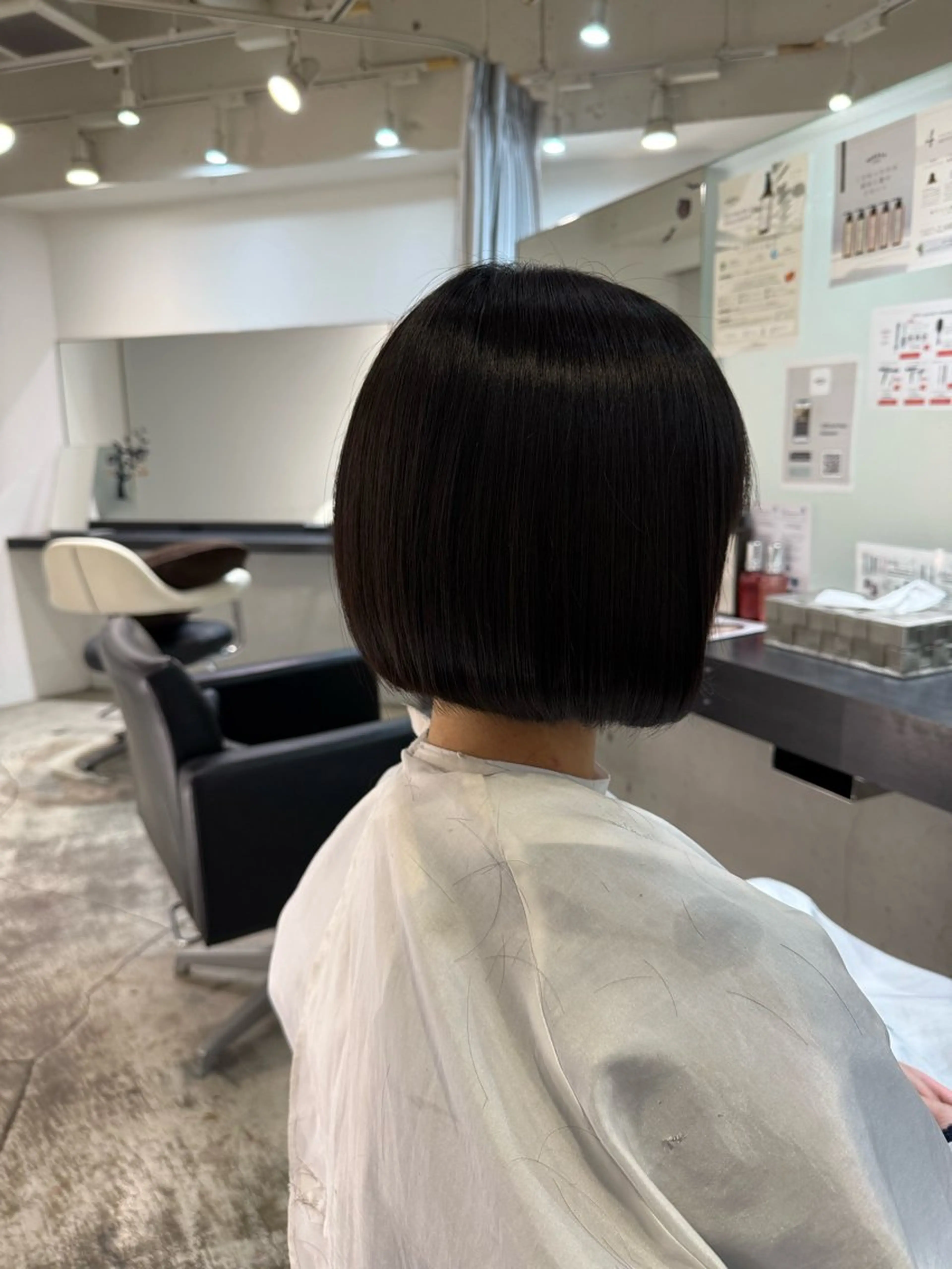 ショート ボブ WELLY  TOKYO所属・🌈レイヤーカット/ ハイトーン🌈タクマのヘアスタイル