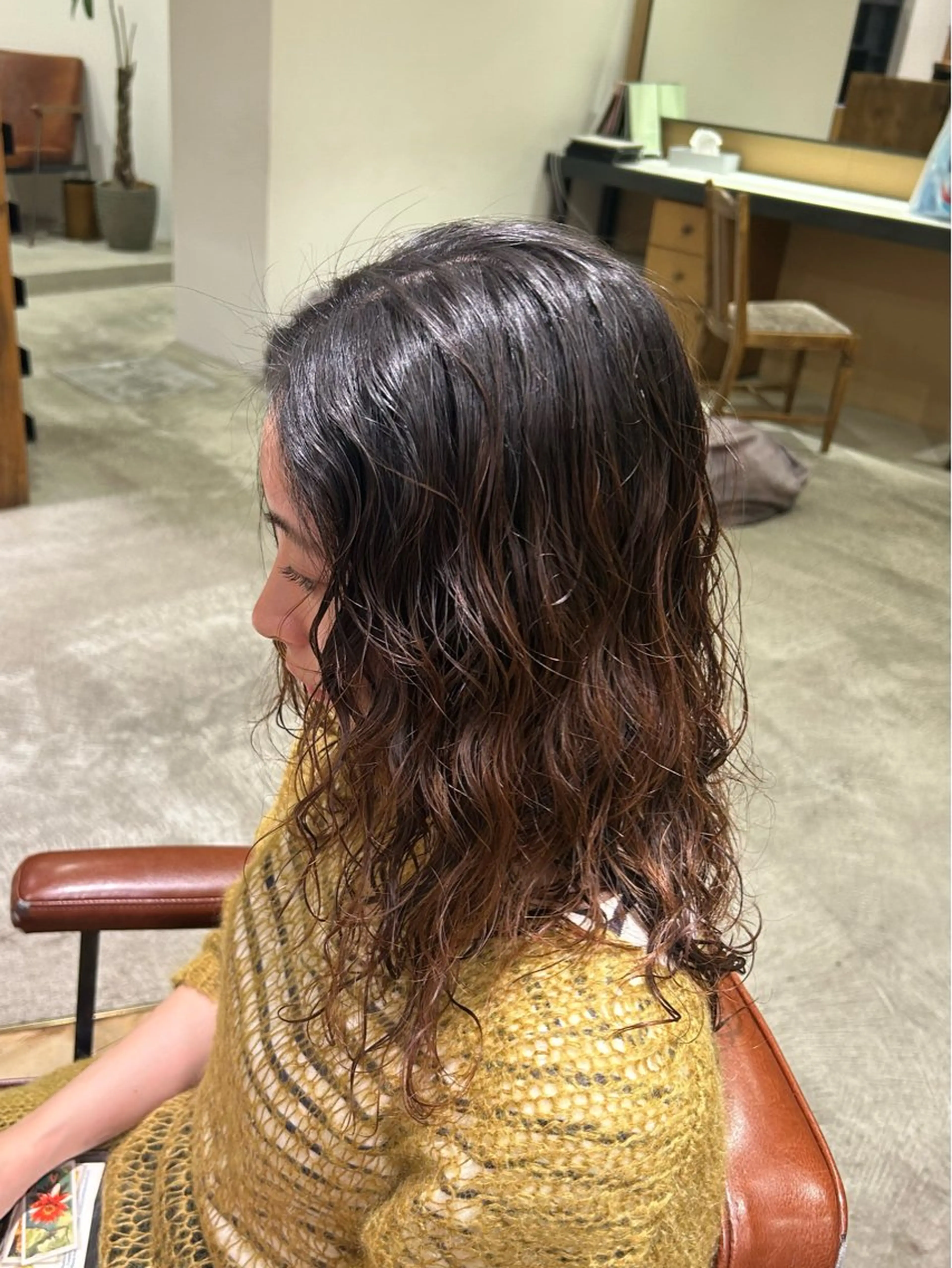 レディースカット+パーマ🌀の写真