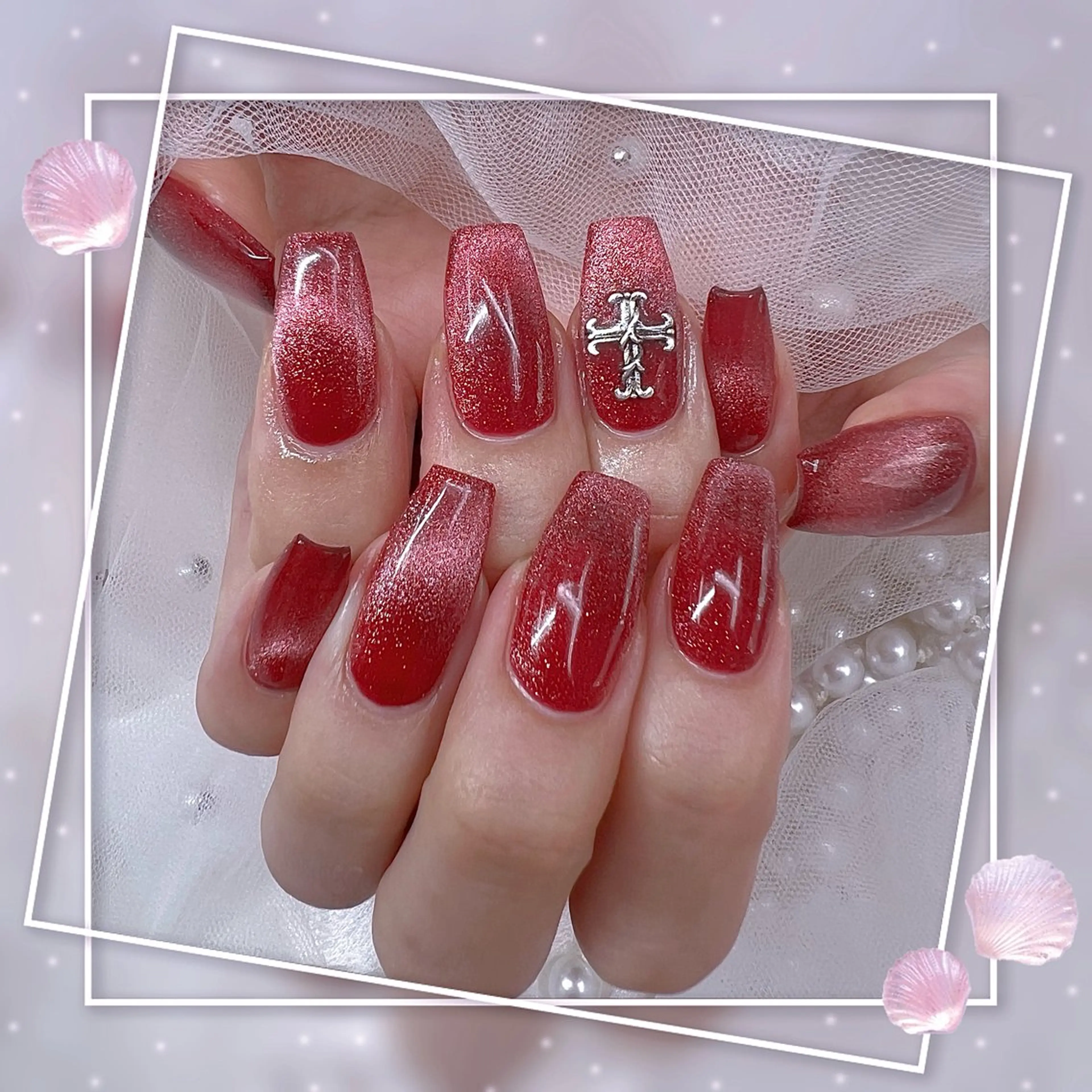 ネイル チークネイル フレンチネイル グラデーション マグネットネイル マグネットフレンチ ハンドネイル Chill Nailsalonのネイルデザイン