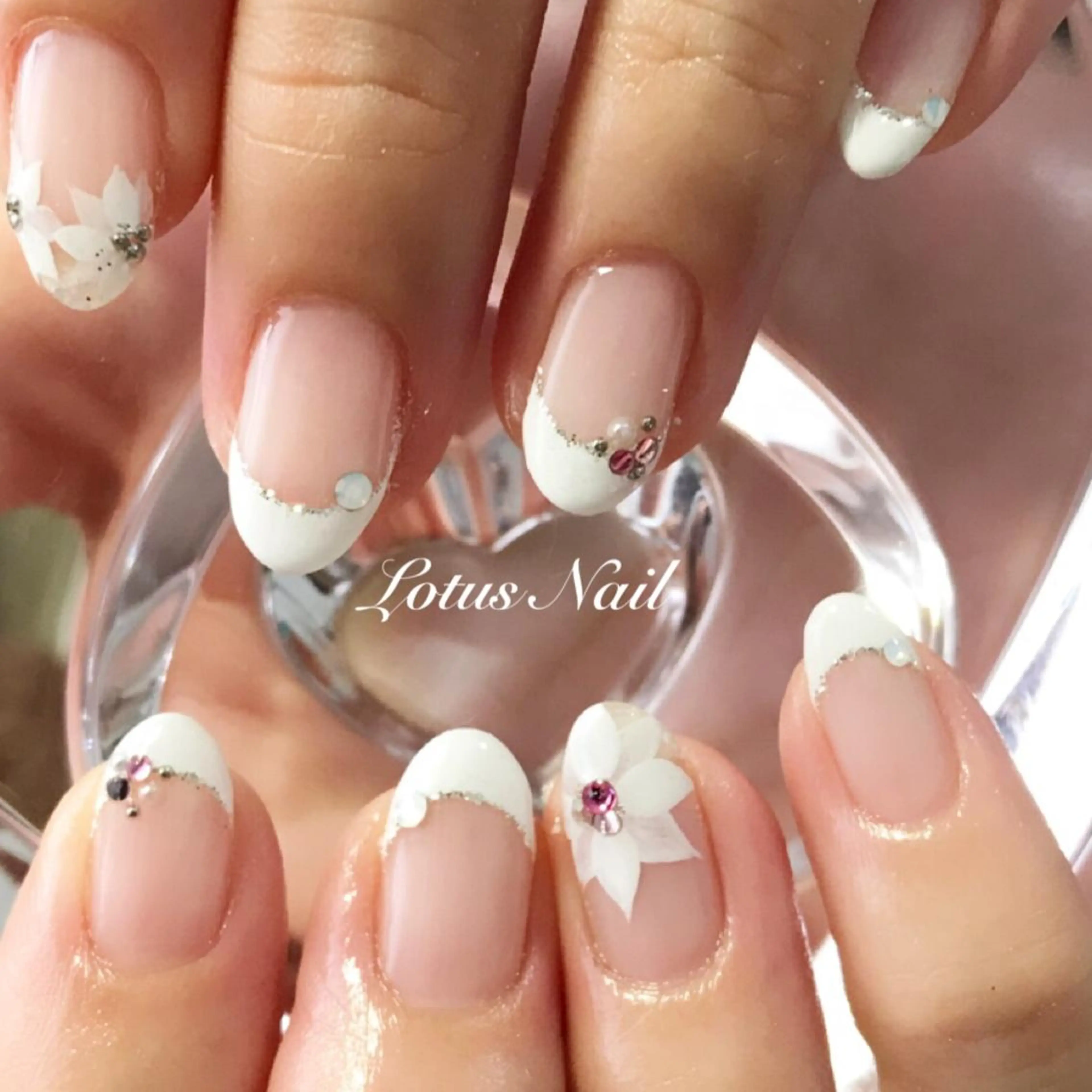 ネイル Lotus Nailのネイルデザイン