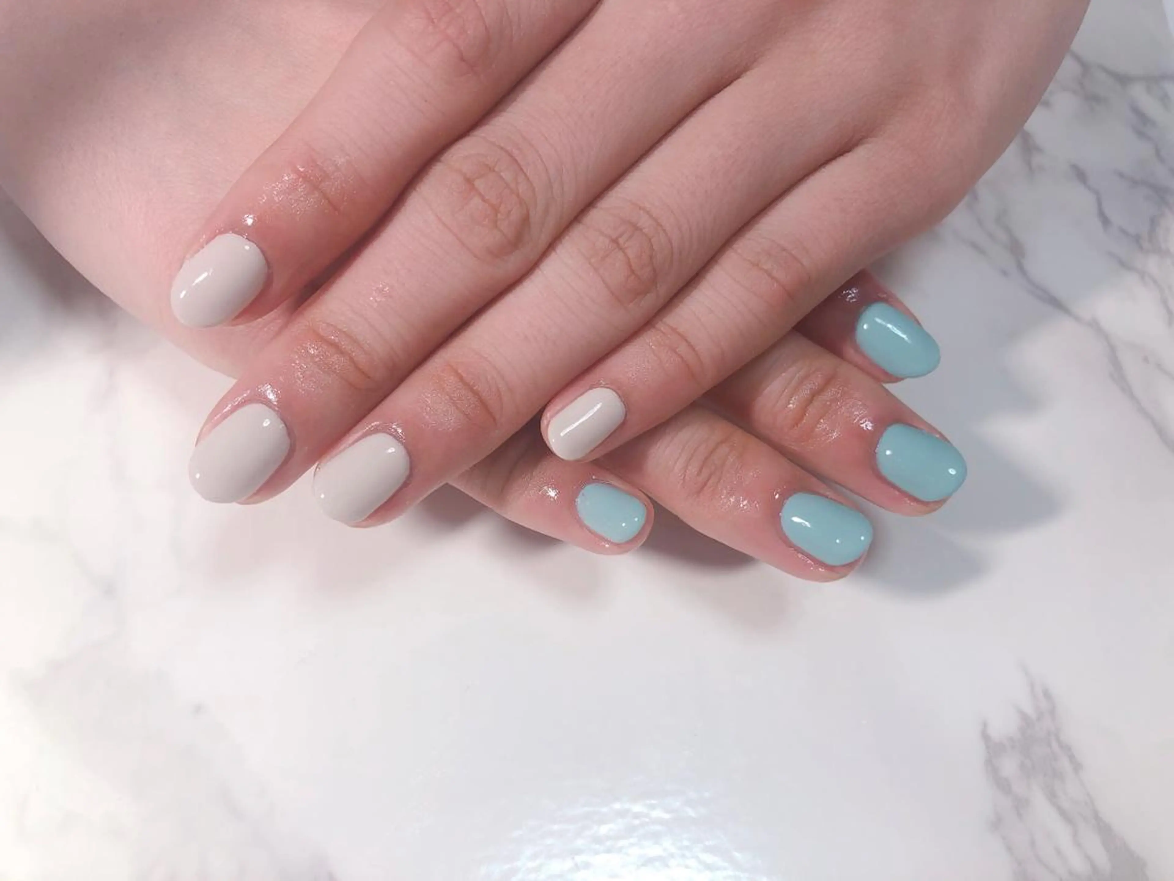 ネイル ジェルネイル Regaro i.sのネイルデザイン