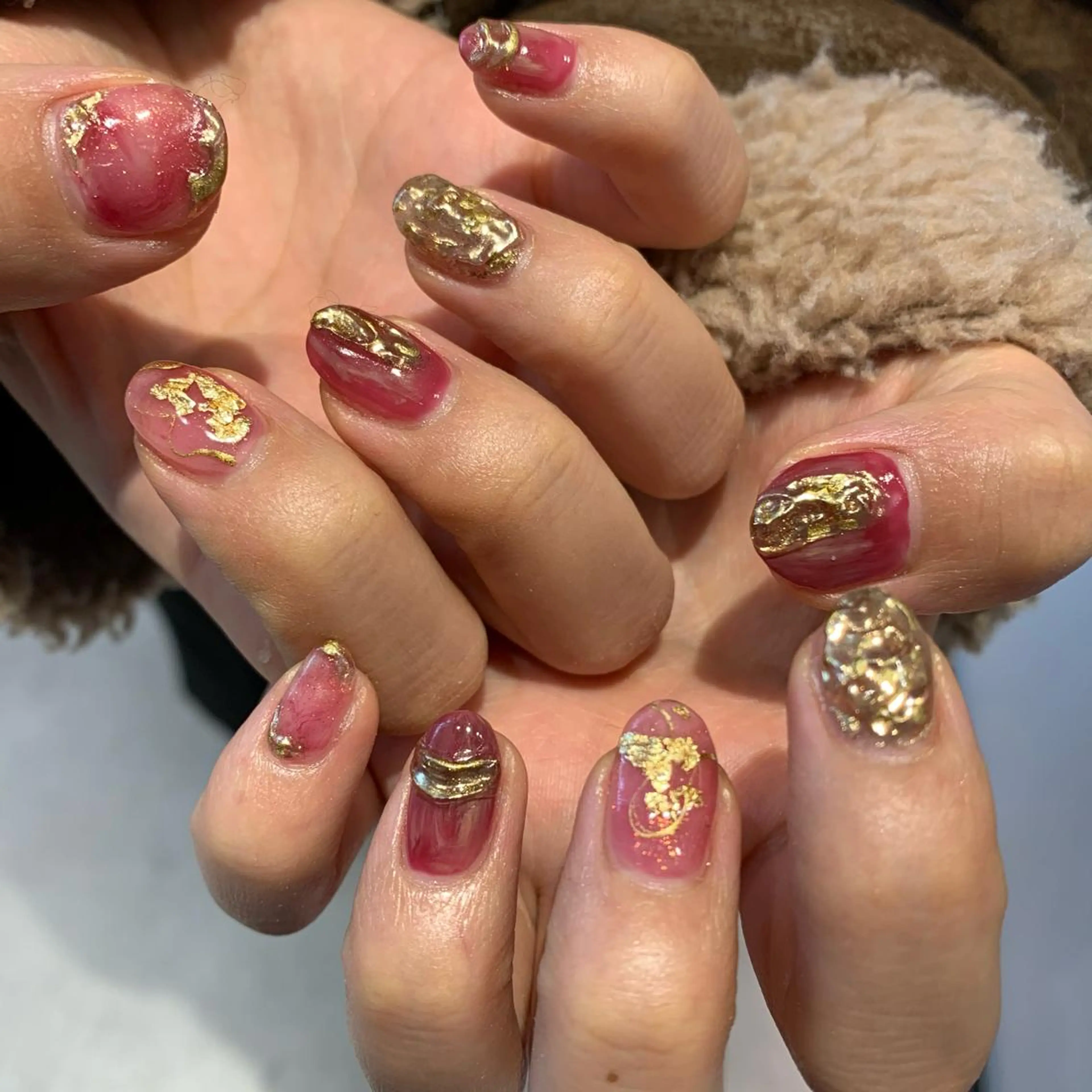 ネイル ボルドー ニュアンスネイル ハンドネイル Kureha/ネイル トレンドヘアのマツエク・マツパデザイン