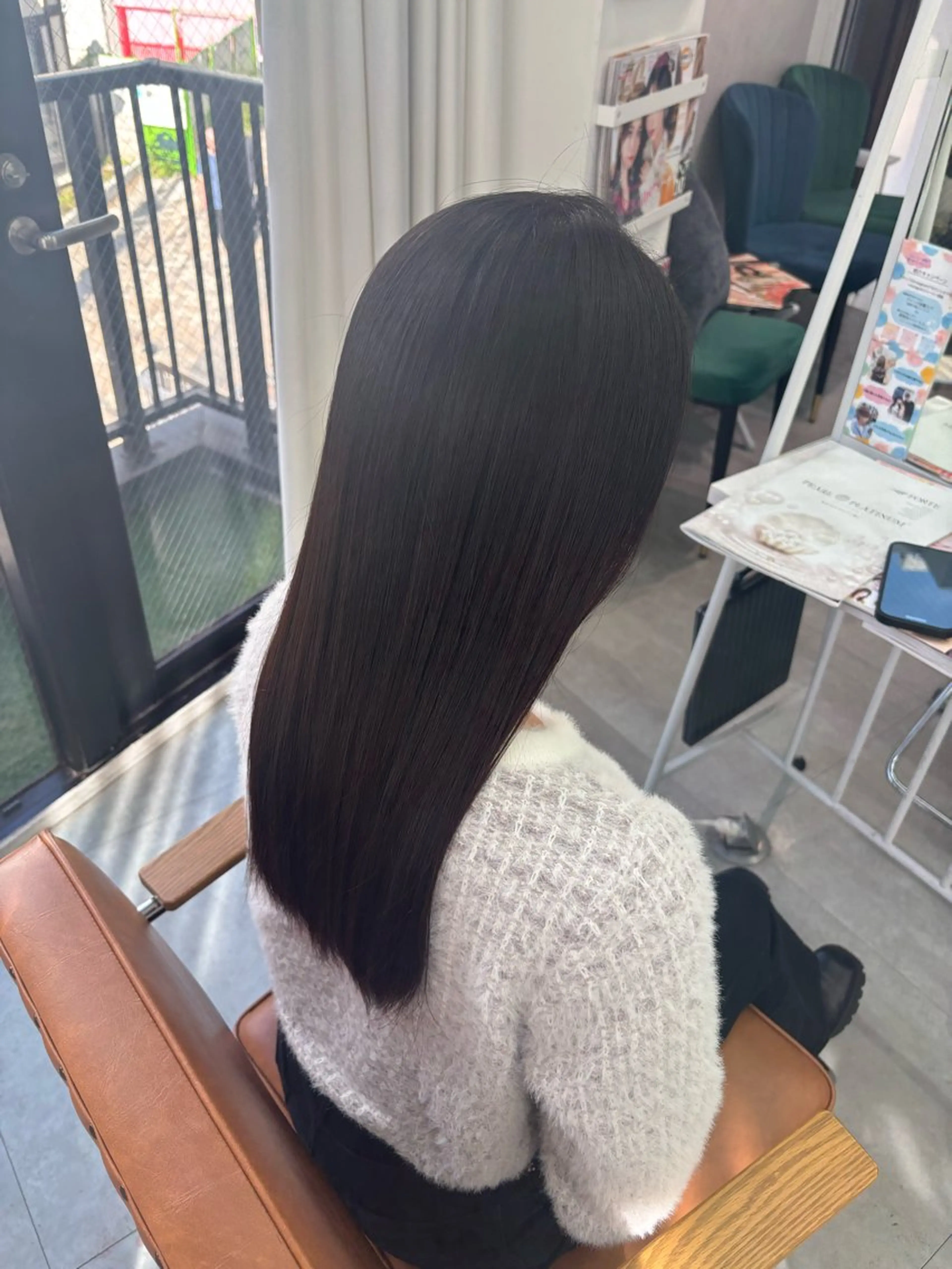 セミロング ヘアカラー 髪質改善カラー✨ るな🕊🫧のヘアスタイル