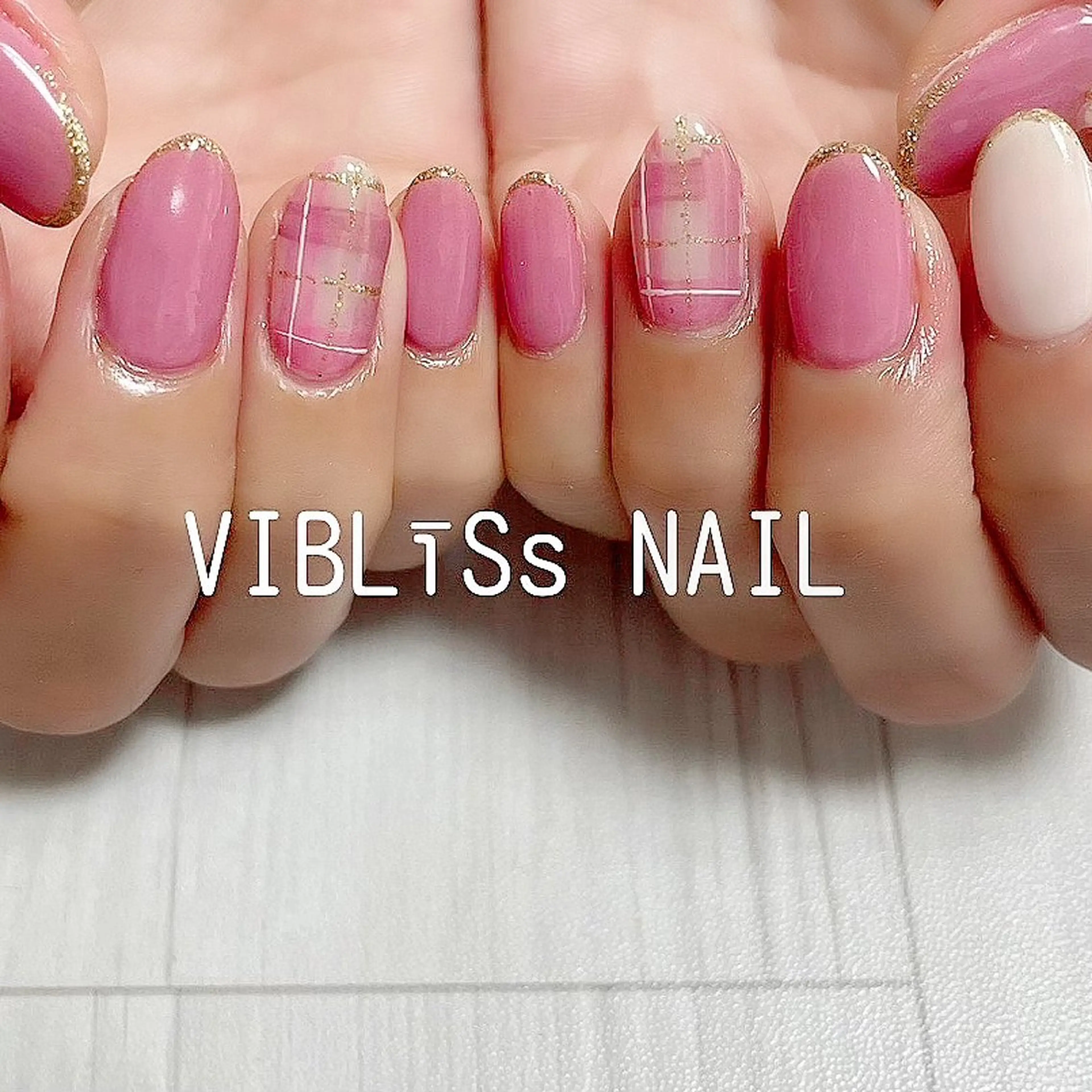 ネイル VIBLīSs nailのネイルデザイン