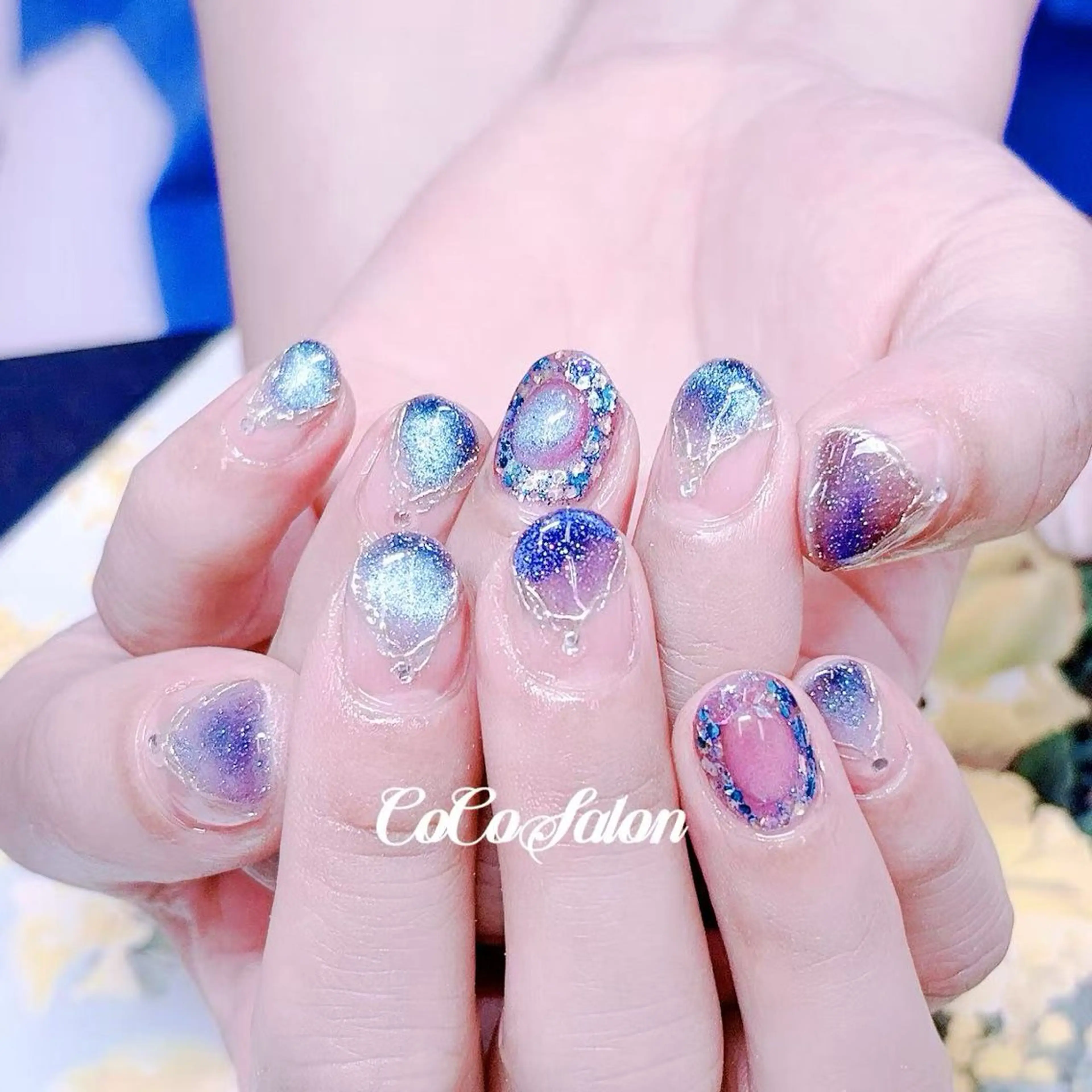 ネイル ブルー ジェルネイル キラキラネイル マグネットネイル ミラーネイル ハンドネイル CoCo Salon ネイル/睫毛/脱毛のネイルデザイン
