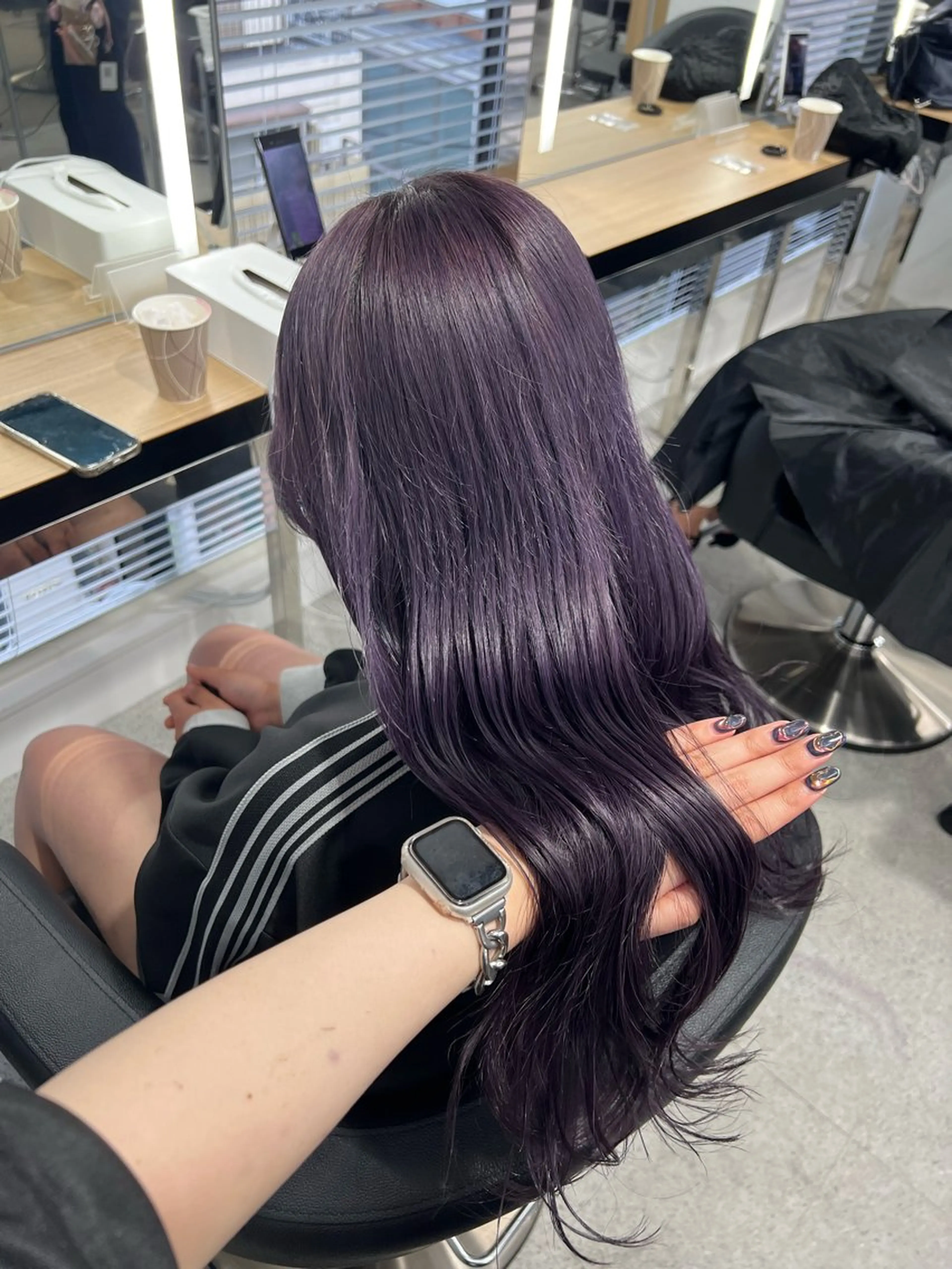 ロング カラー 暗髪🩶ラベンダー/ ブルー/ユウナ🤍のヘアスタイル