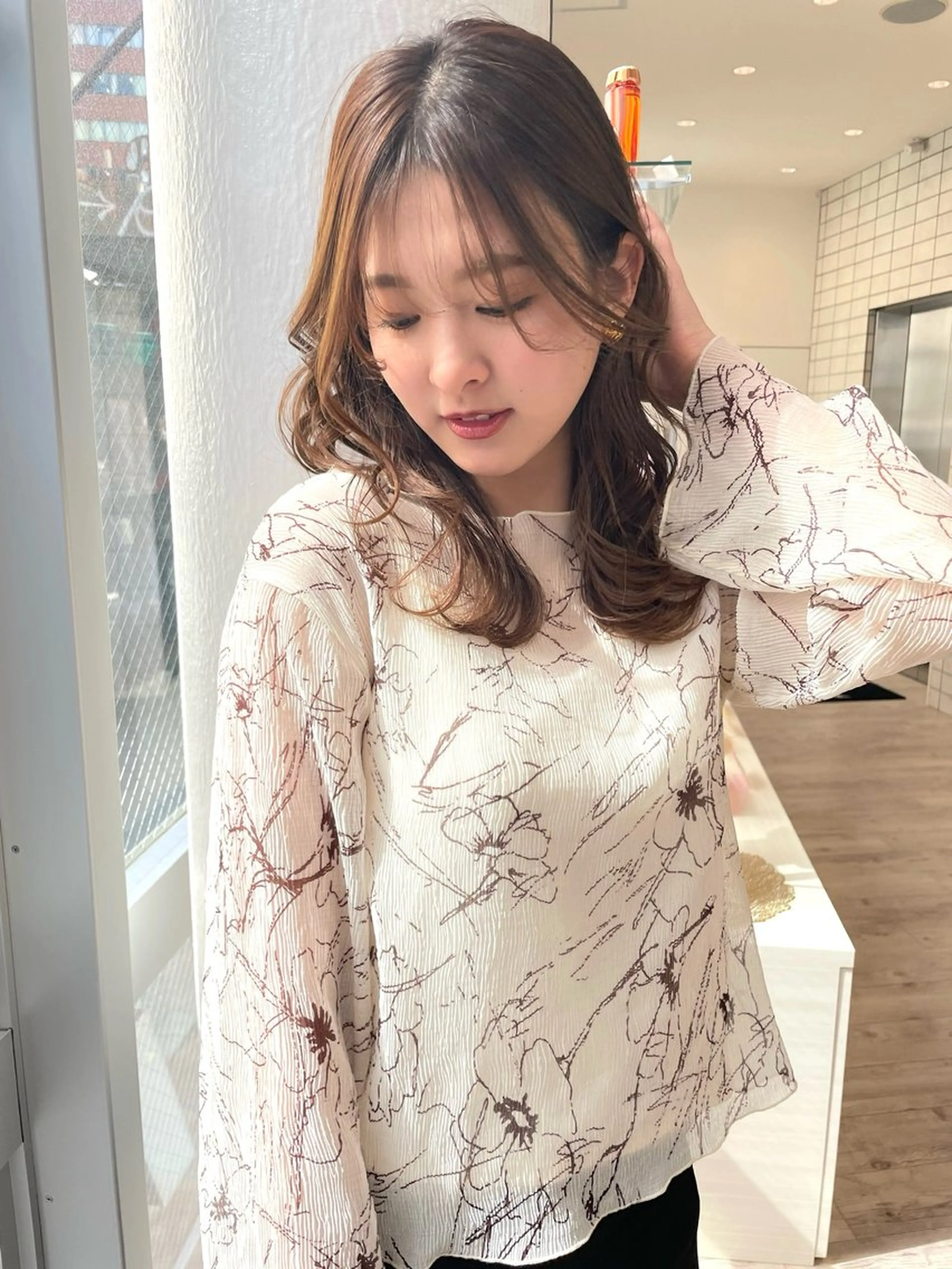 セミロング カット ヘアカラー トリートメント sunny side 大名　りょう👸🏼のヘアスタイル