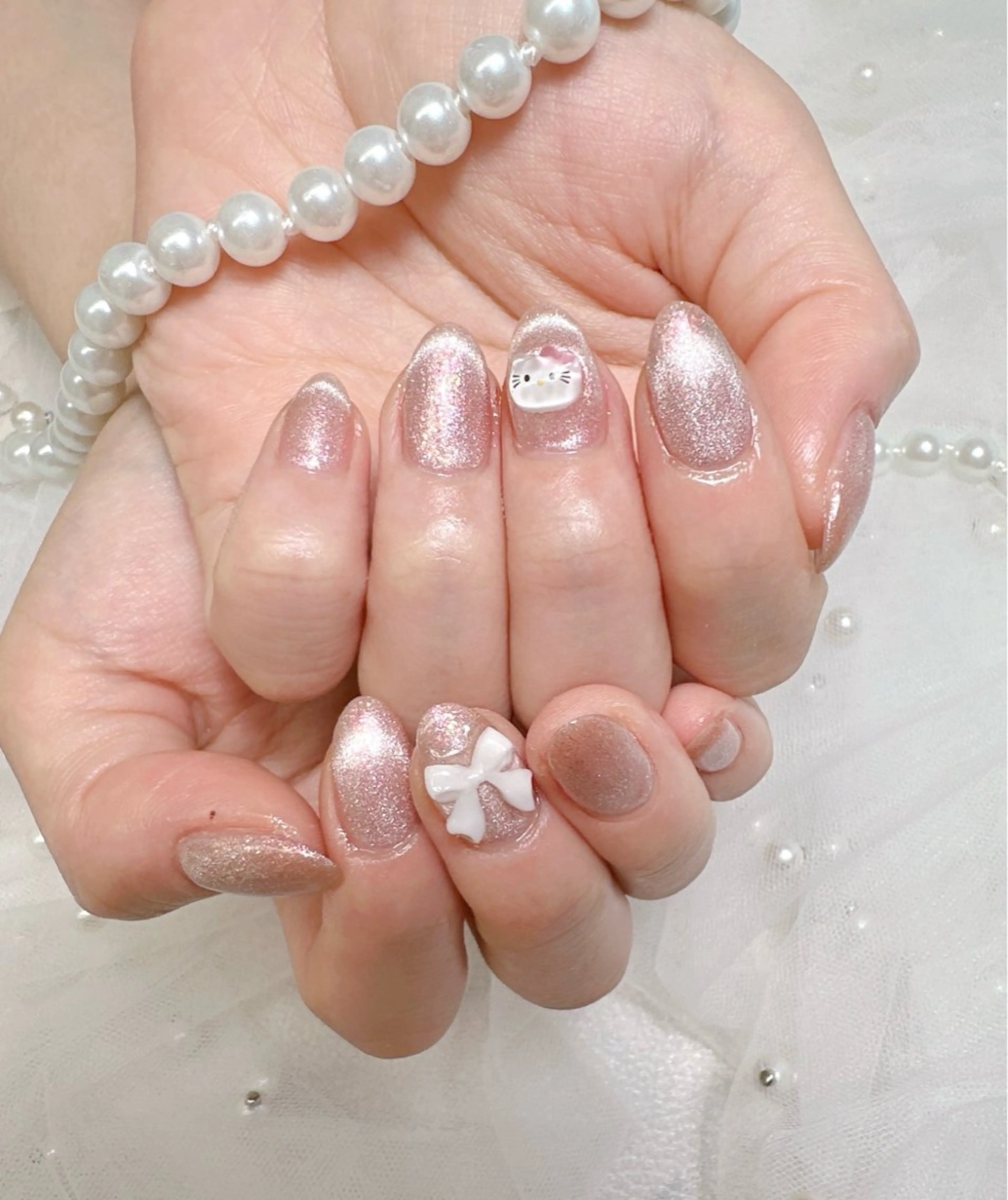 ネイル フレンチネイル マグネットネイル マグネットフレンチ リボン ハンドネイル Pretty Nail Salonのネイルデザイン