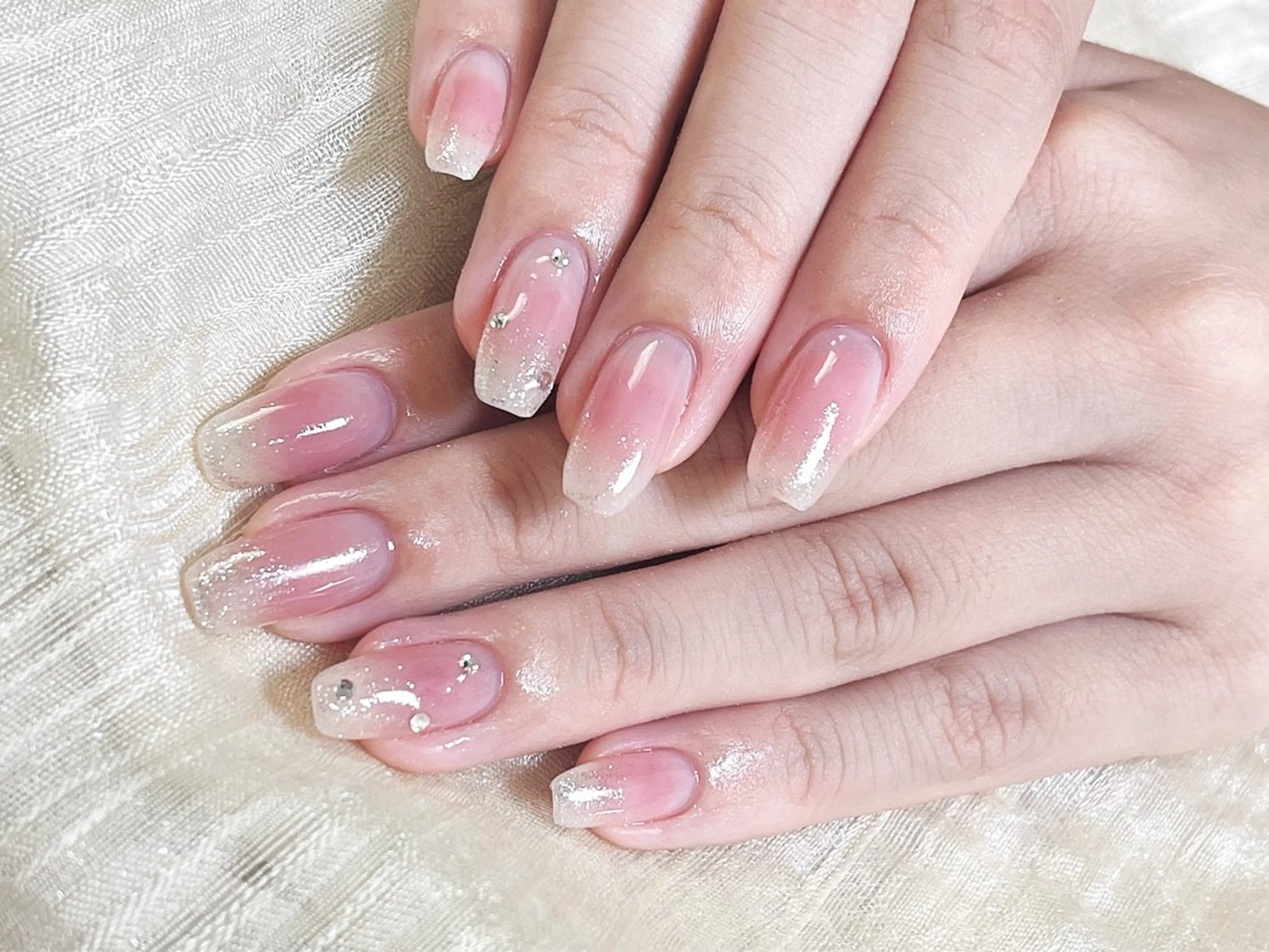 ネイル ハンドネイル 🎀ネイルサロン エクラYUI🎀のネイルデザイン