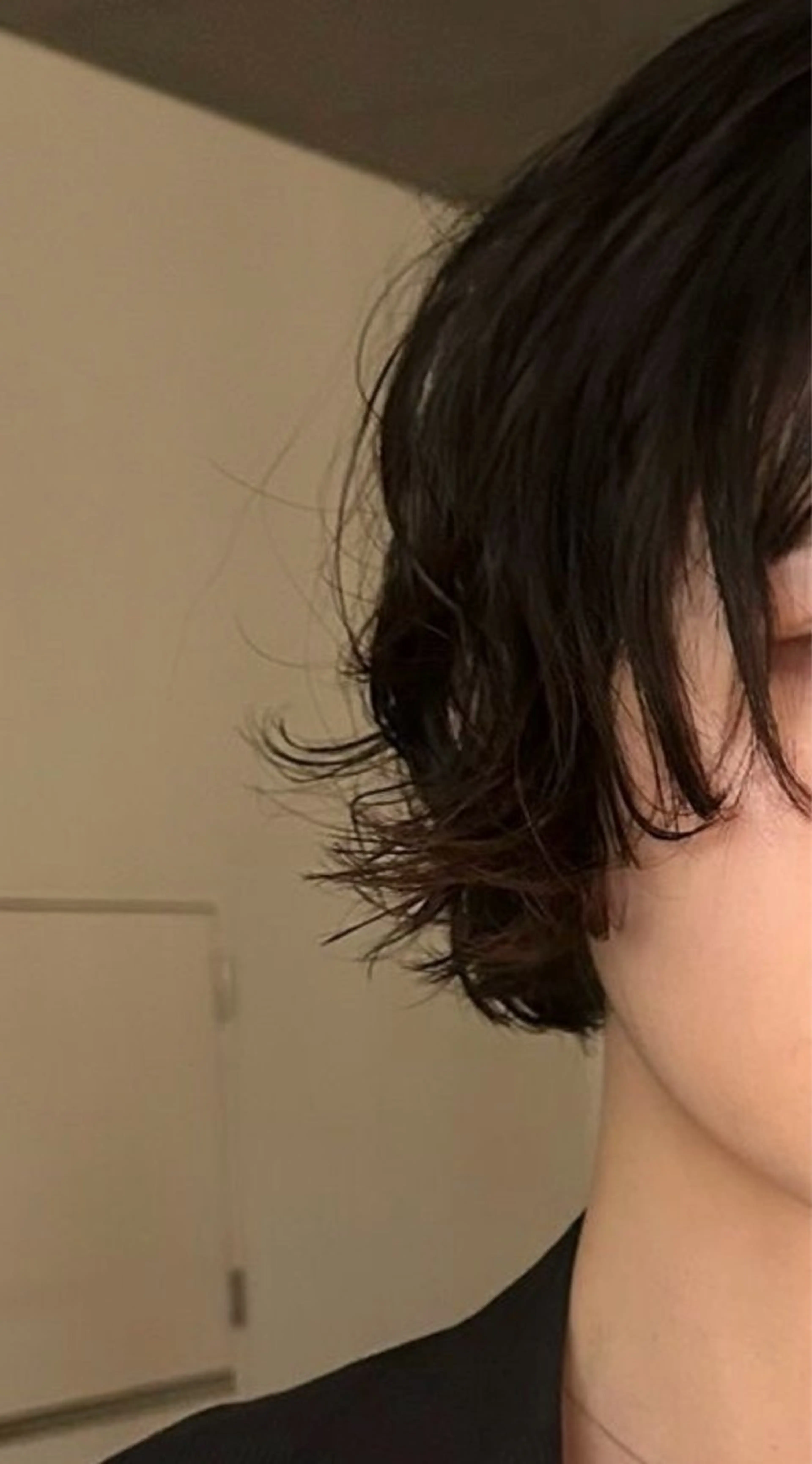 ミディアム パーマ AmiLi Azusaのヘアスタイル