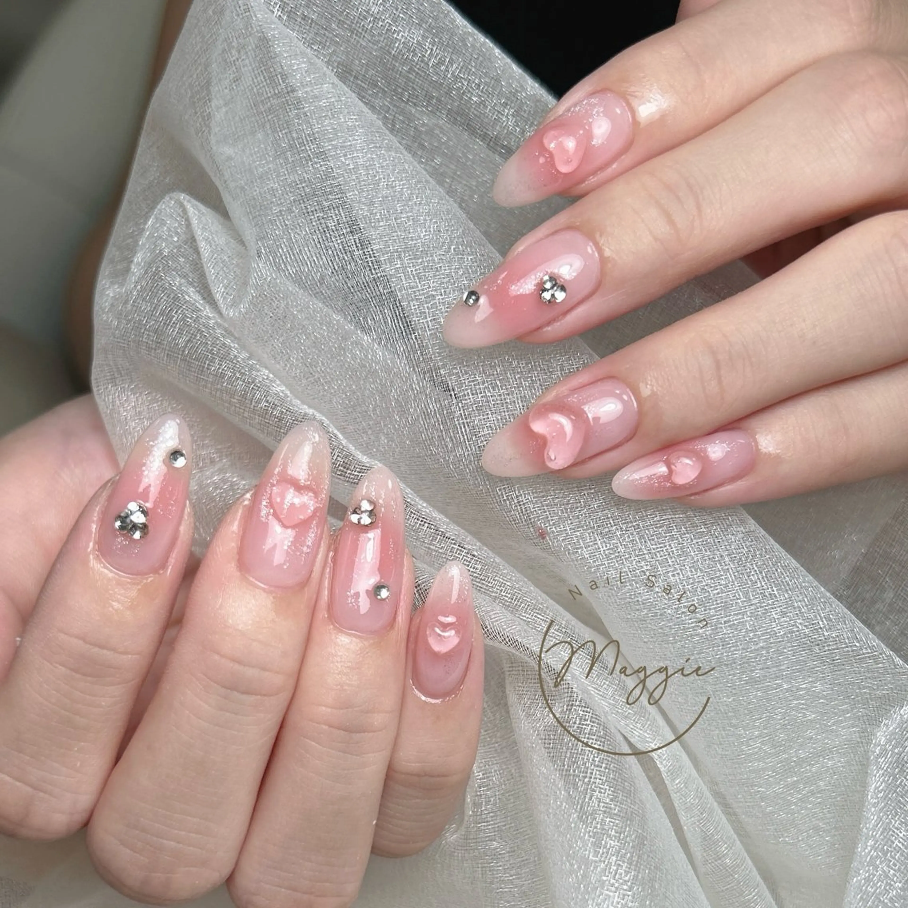 ネイル Maggie Nail🦩のネイルデザイン