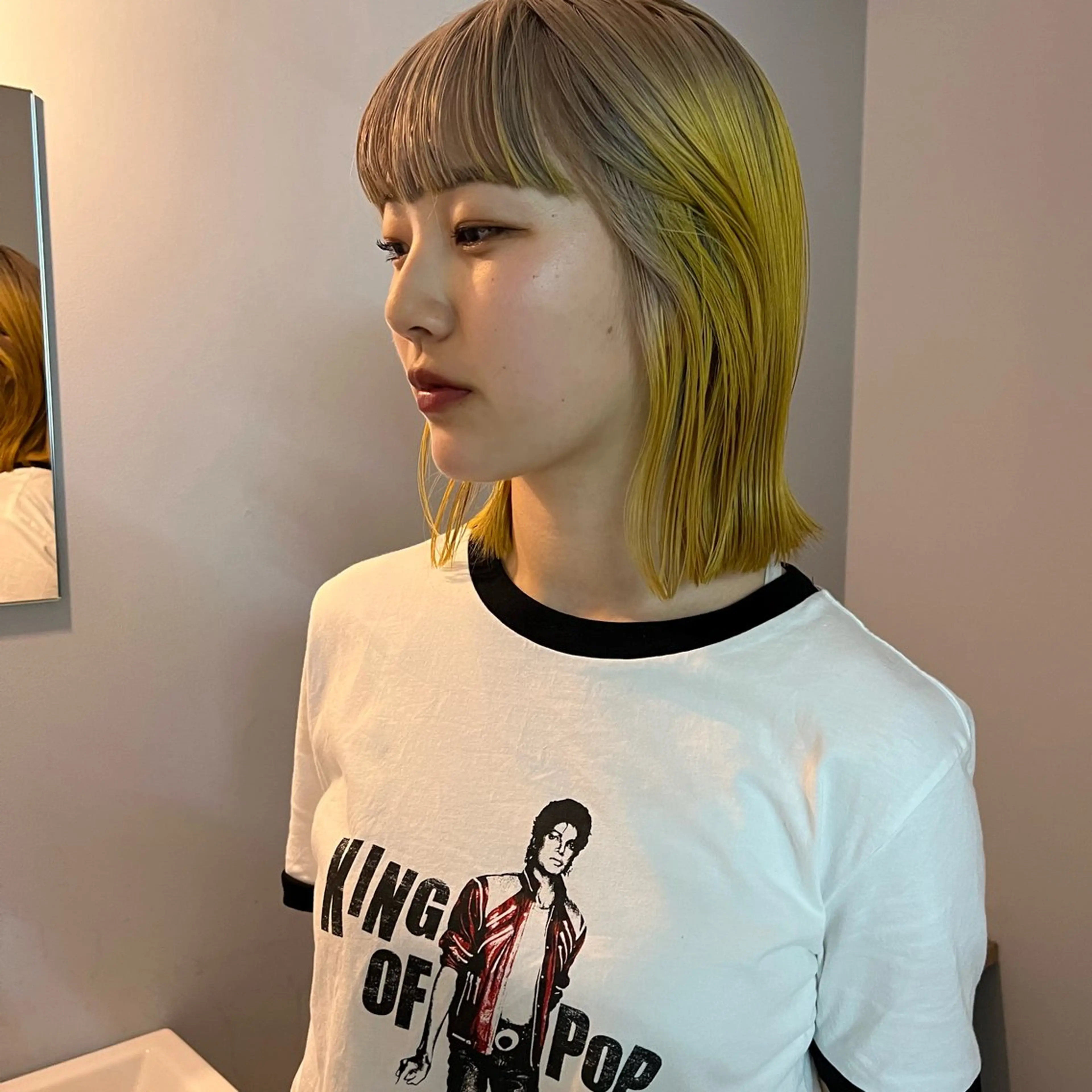 ミディアム 舟橋耀/ブリーチカラ ー/レイヤーカットのヘアスタイル