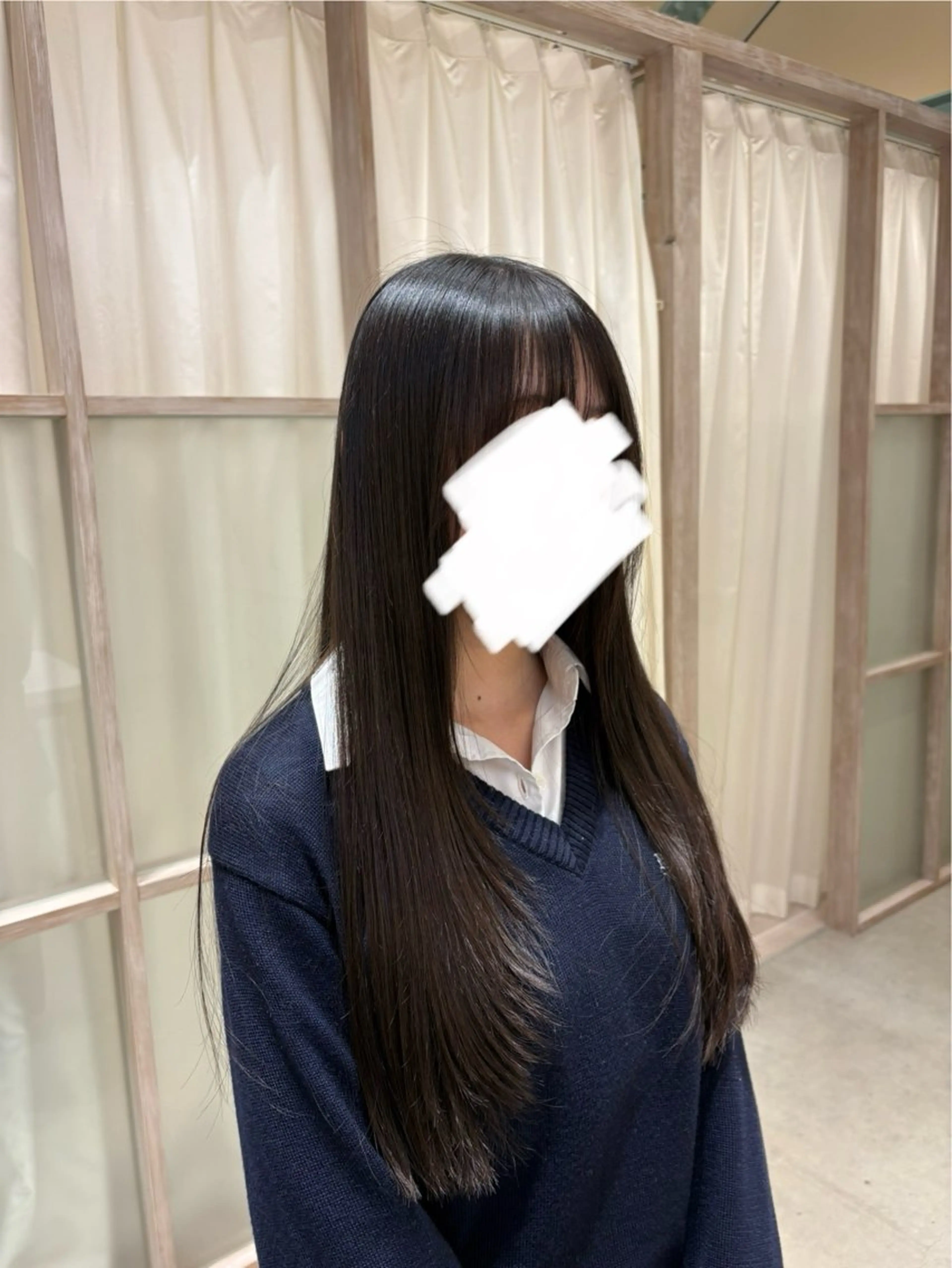 ロング 加藤 風花のヘアスタイル