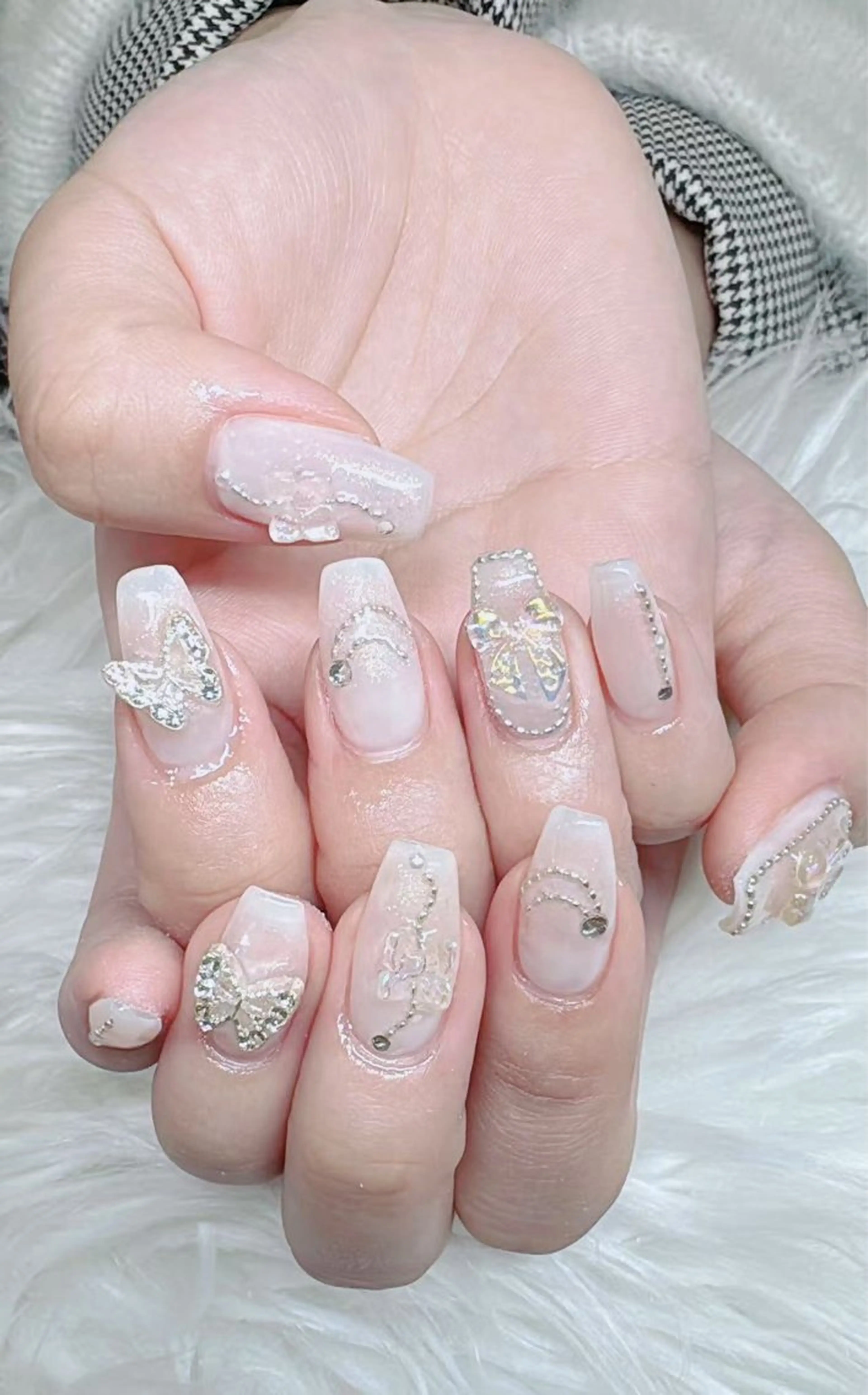 ネイル ハンドネイル ハンドケア The Nail & Eye Lashの眉毛・アイブロウイメージ