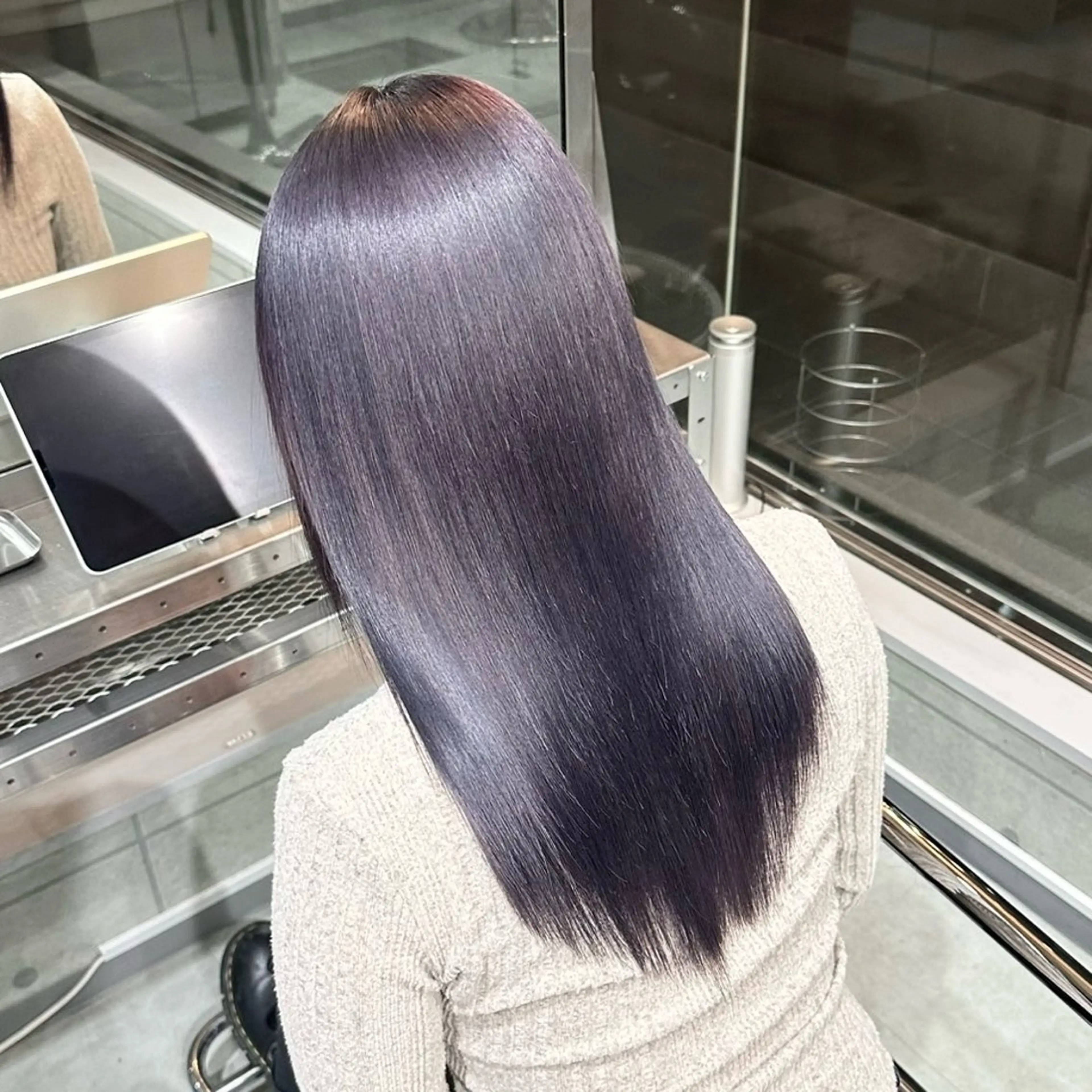 セミロング ヘアカラー kurumi🎀 /髪質改善のヘアスタイル