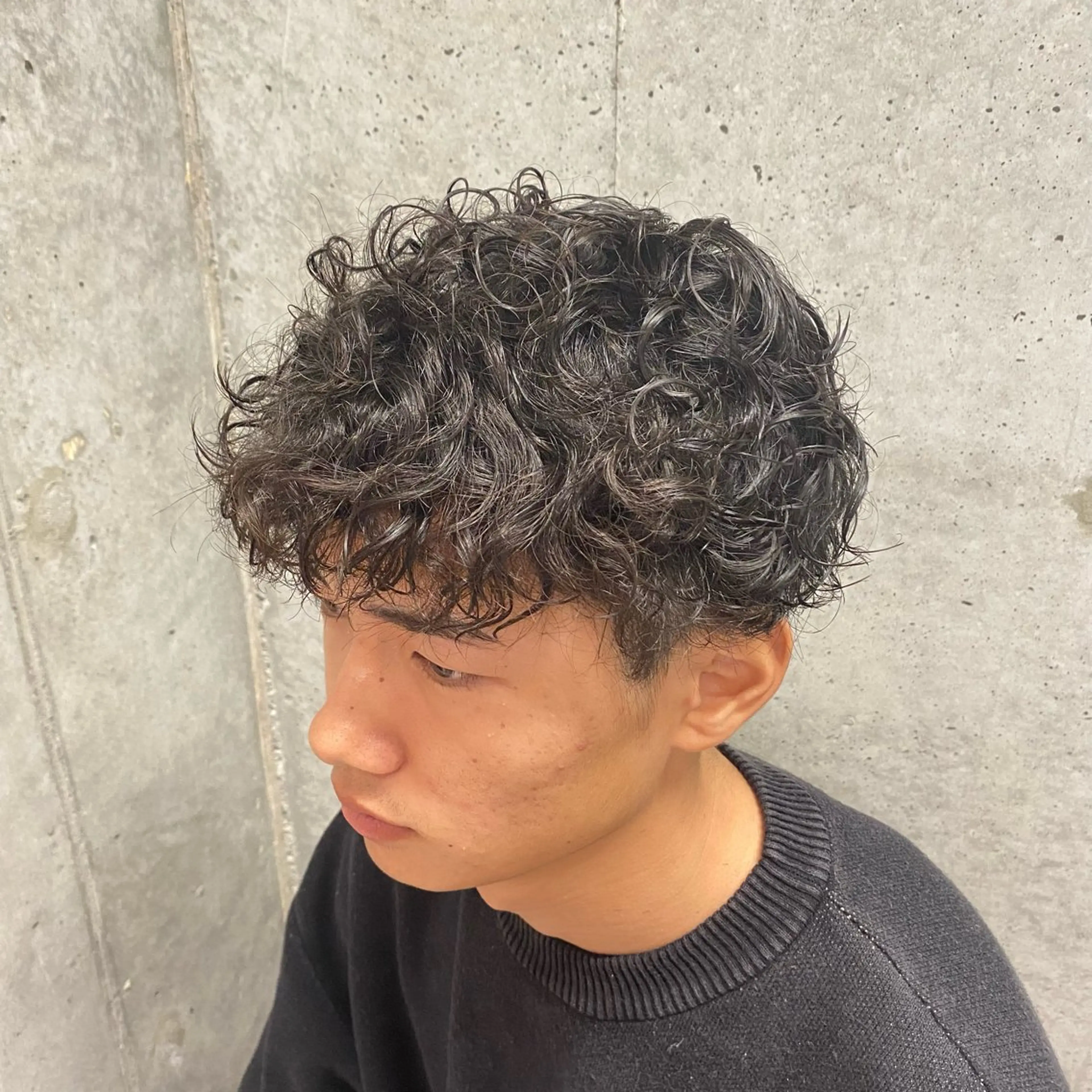 メンズ メンズパーマ 艶暖色カラー🍒 縮毛矯正ほののヘアスタイル