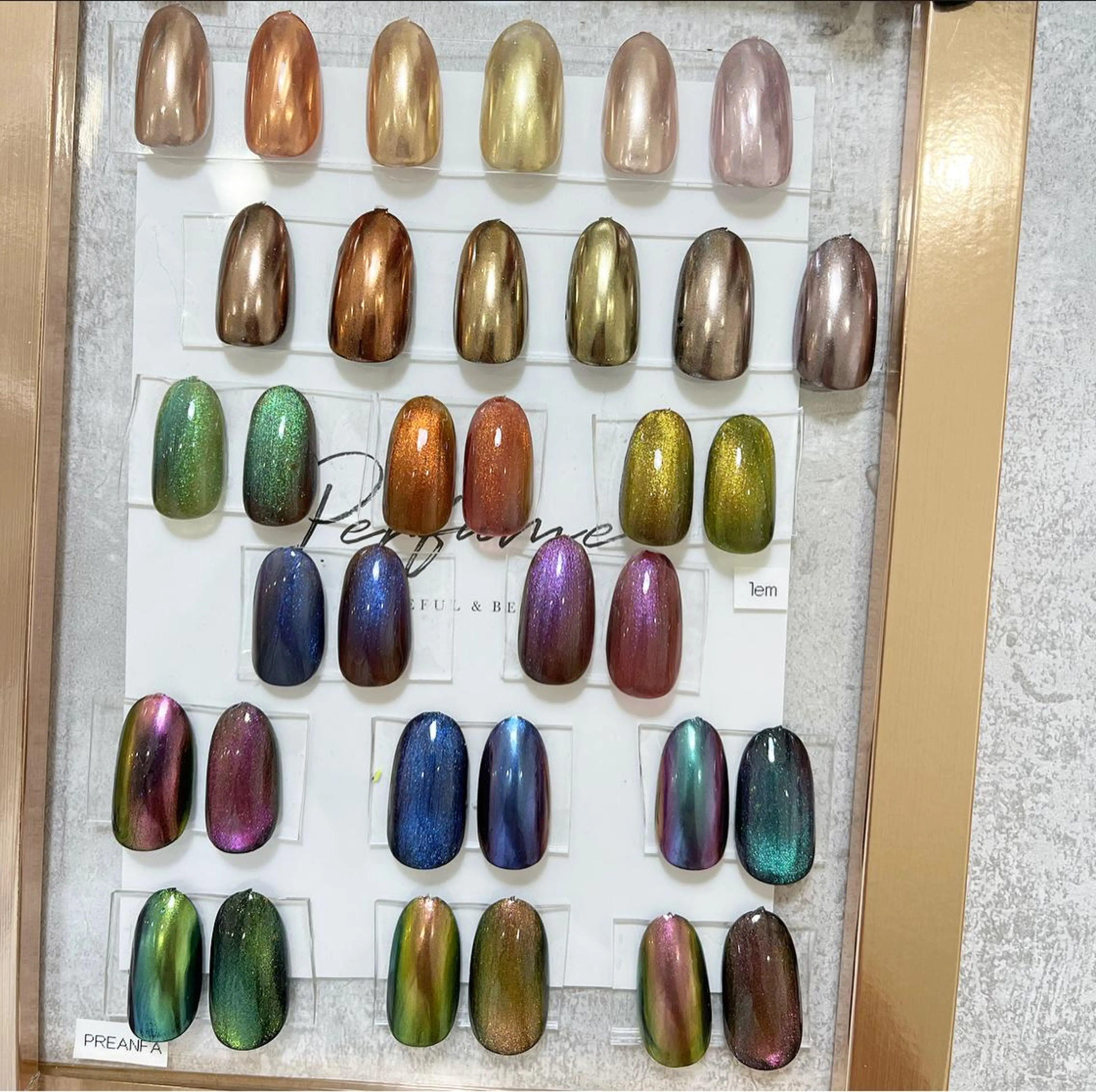 ネイル アートネイル ジェルネイル マグネットネイル ミラーネイル ニュアンスネイル #Amin nail salonのネイルデザイン