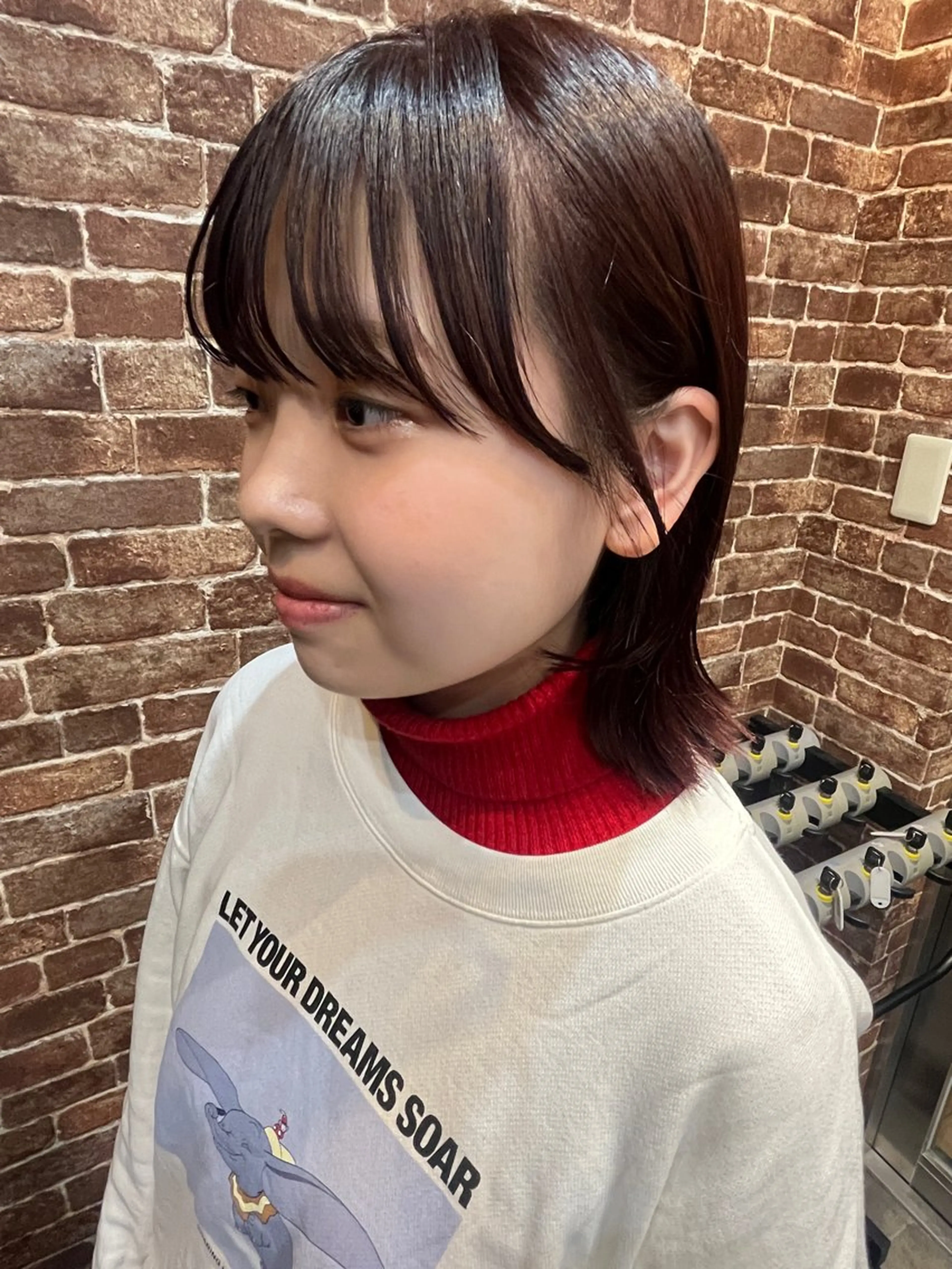 ミディアム カラー 久木原 ゆりのヘアスタイル