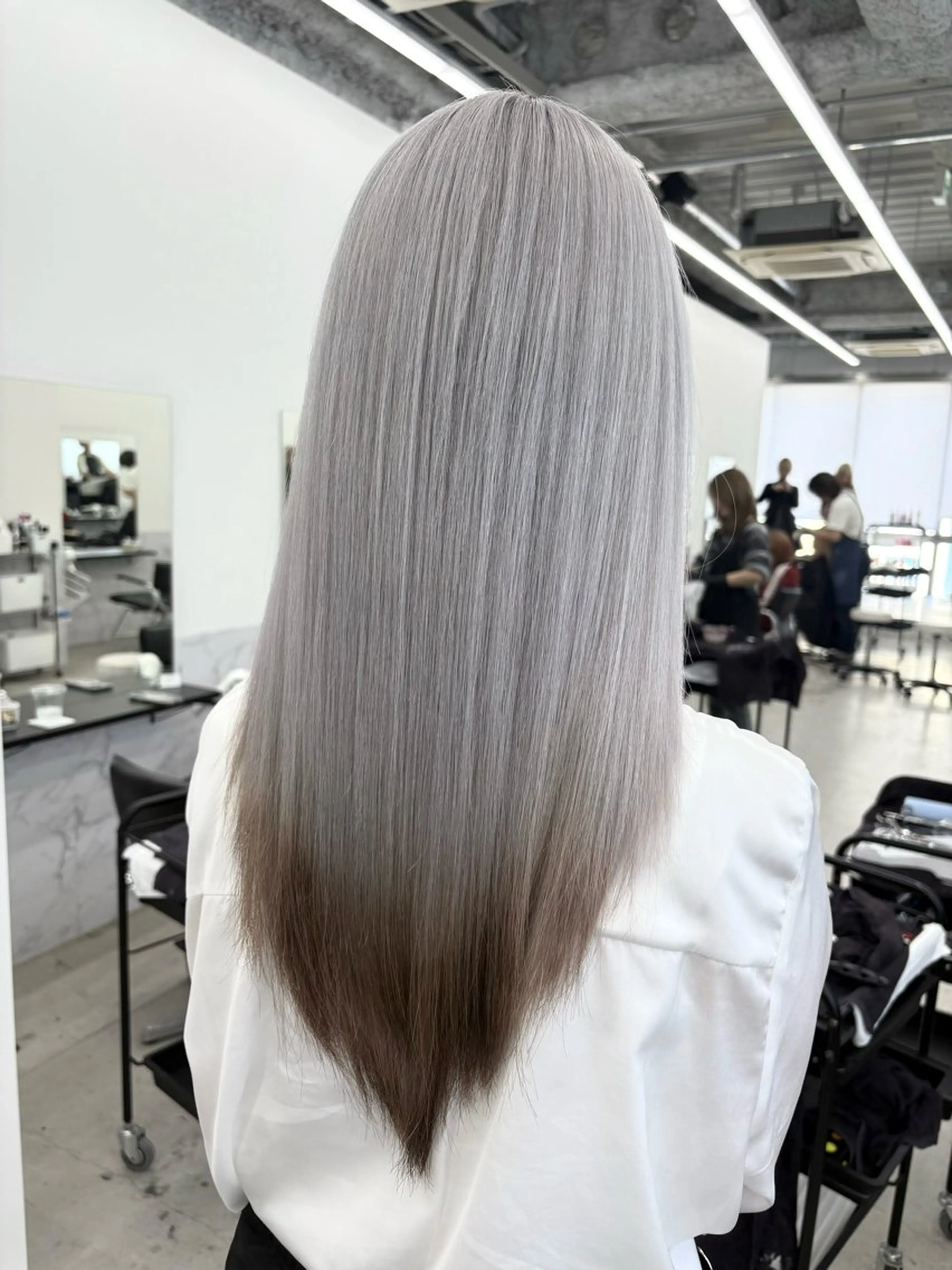 ロング カラー ブリーチ ケアブリーチ 透明感カラー ハイトーンカラー ヘアカラー ミウ/デザインカラー /ハイトーン/栄のヘアスタイル