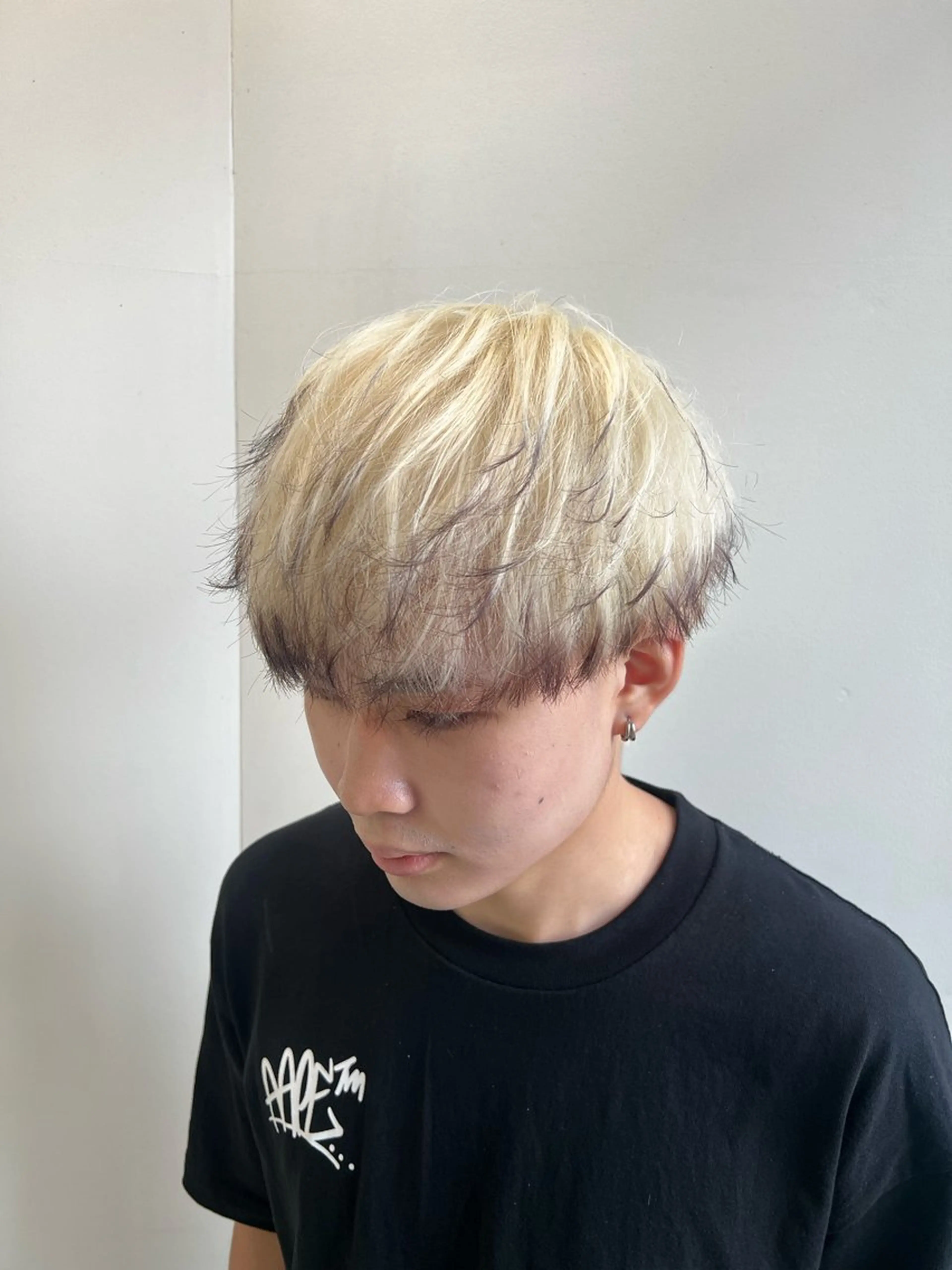 カラー メンズ カット ヘアカラー トリートメント ダブルカラー寒色系 ボリューム改善ハヤトのヘアスタイル