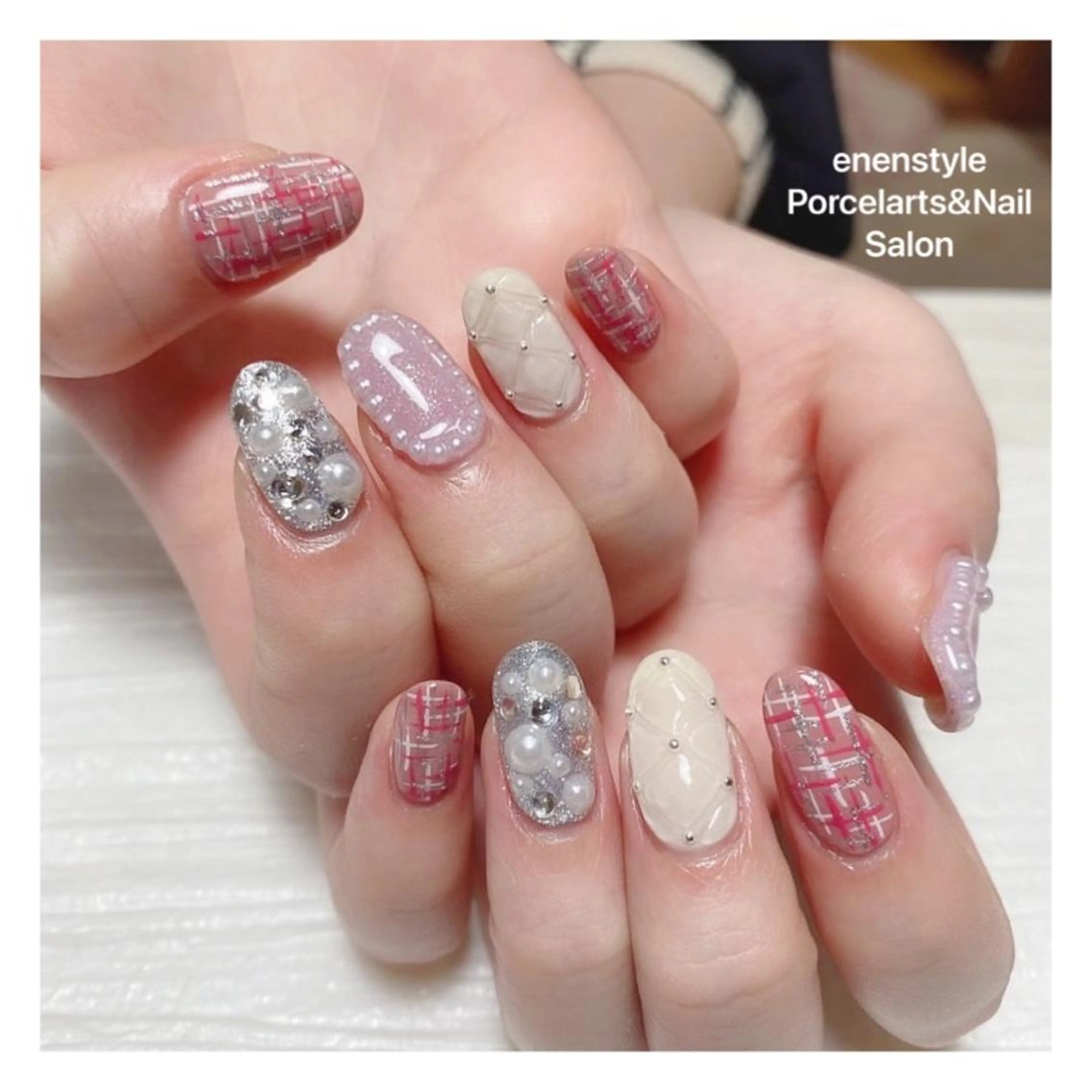 ミディアム ネイル 👑enen style👑のネイルデザイン