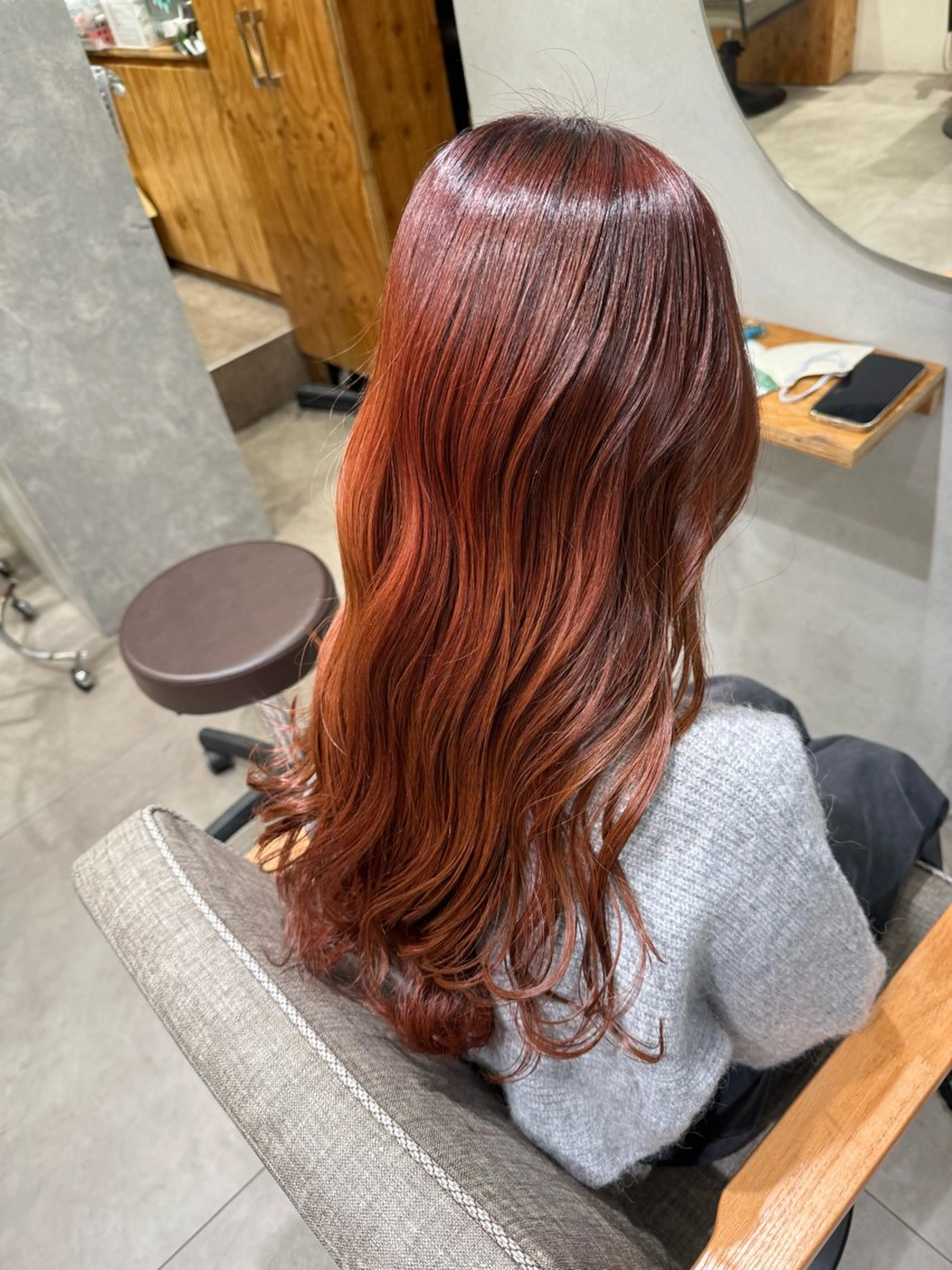 ロング カット ヘアカラー 松平 拓巳のヘアスタイル