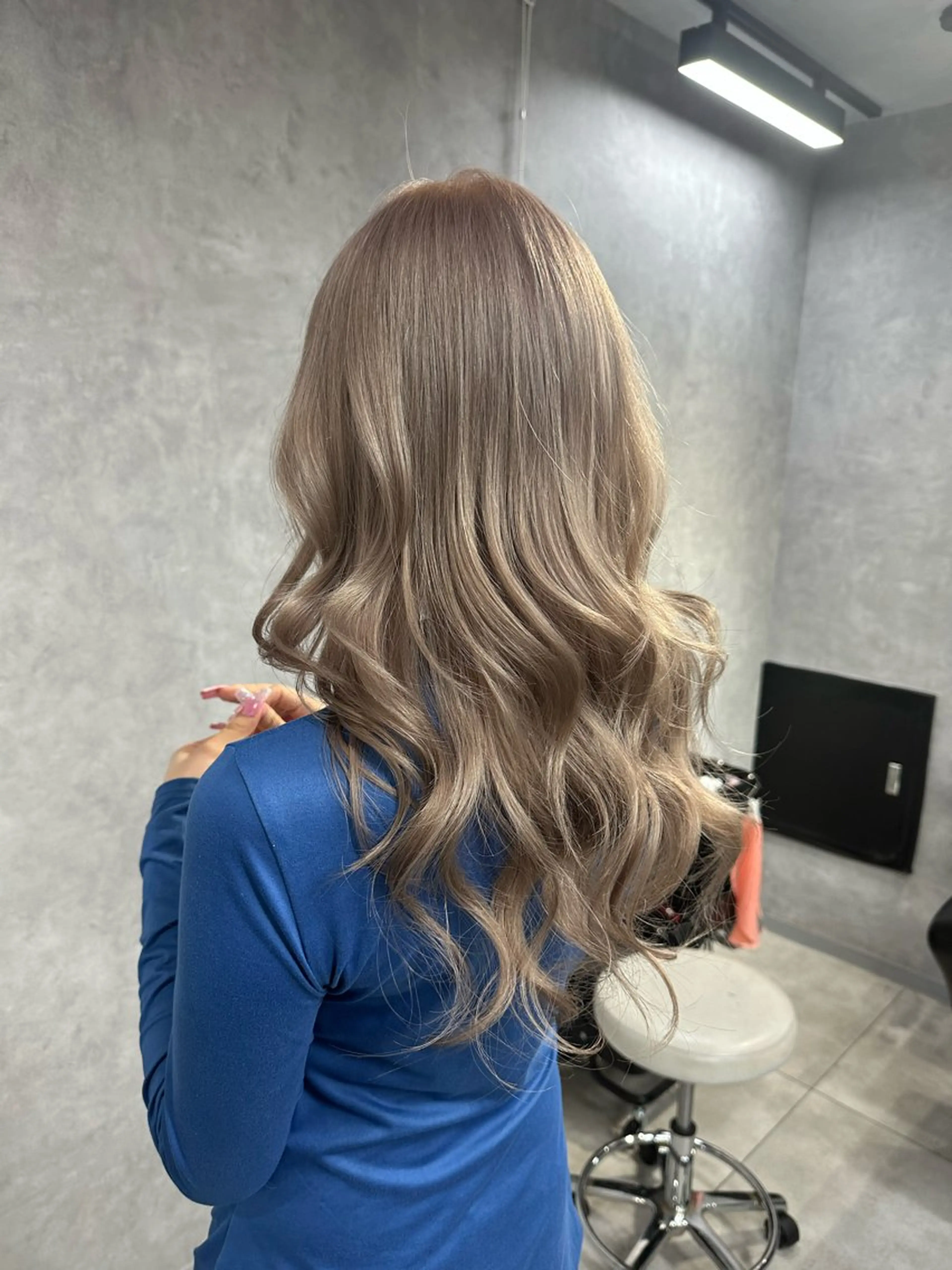 ロング カラー プルエクステ ベージュカラー ブリーチ ケアブリーチ ダブルカラー 🪡プルエクステ🪡 カラエク評価◎ユウゴのヘアスタイル