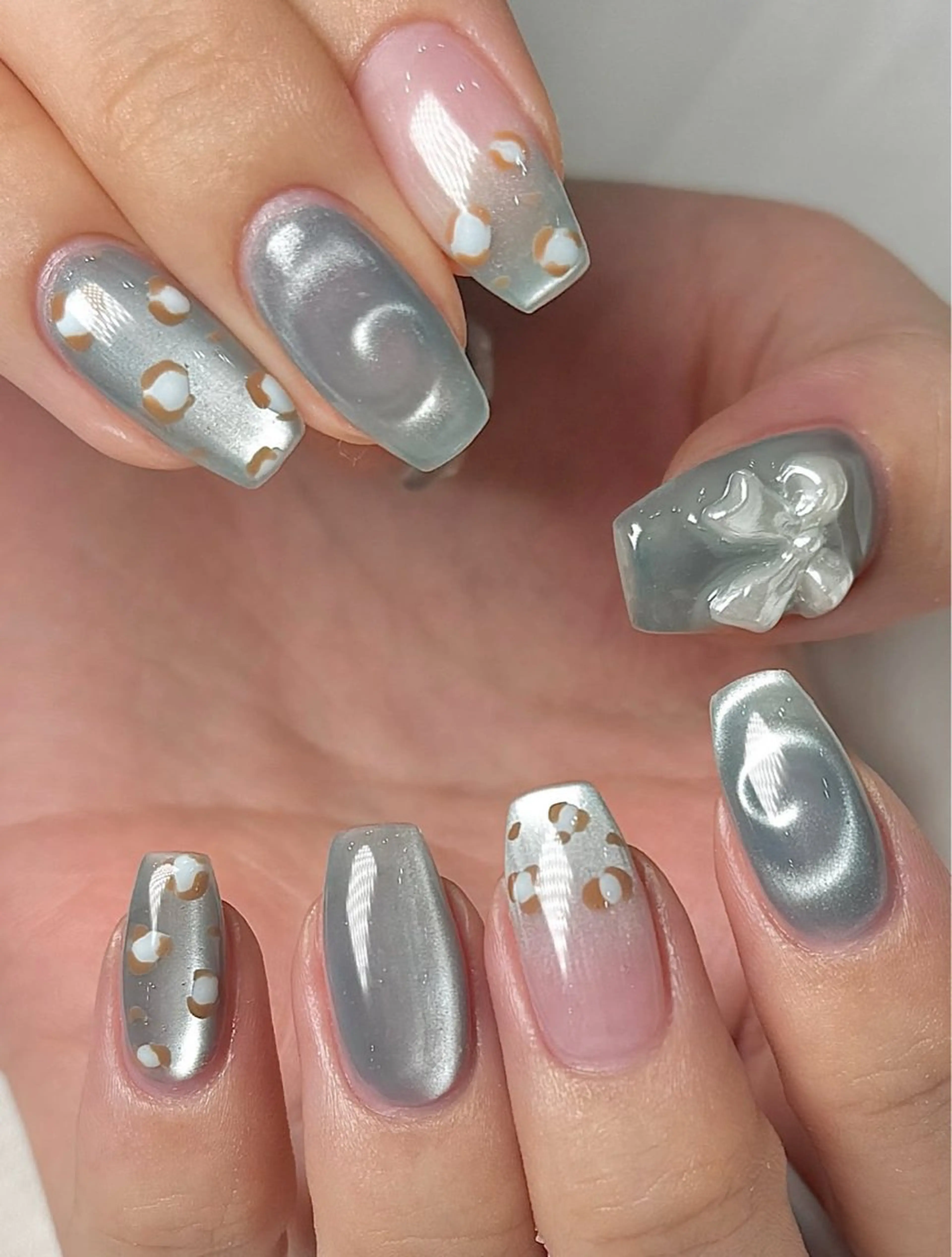 ネイル チョウ Rachaelのネイルデザイン