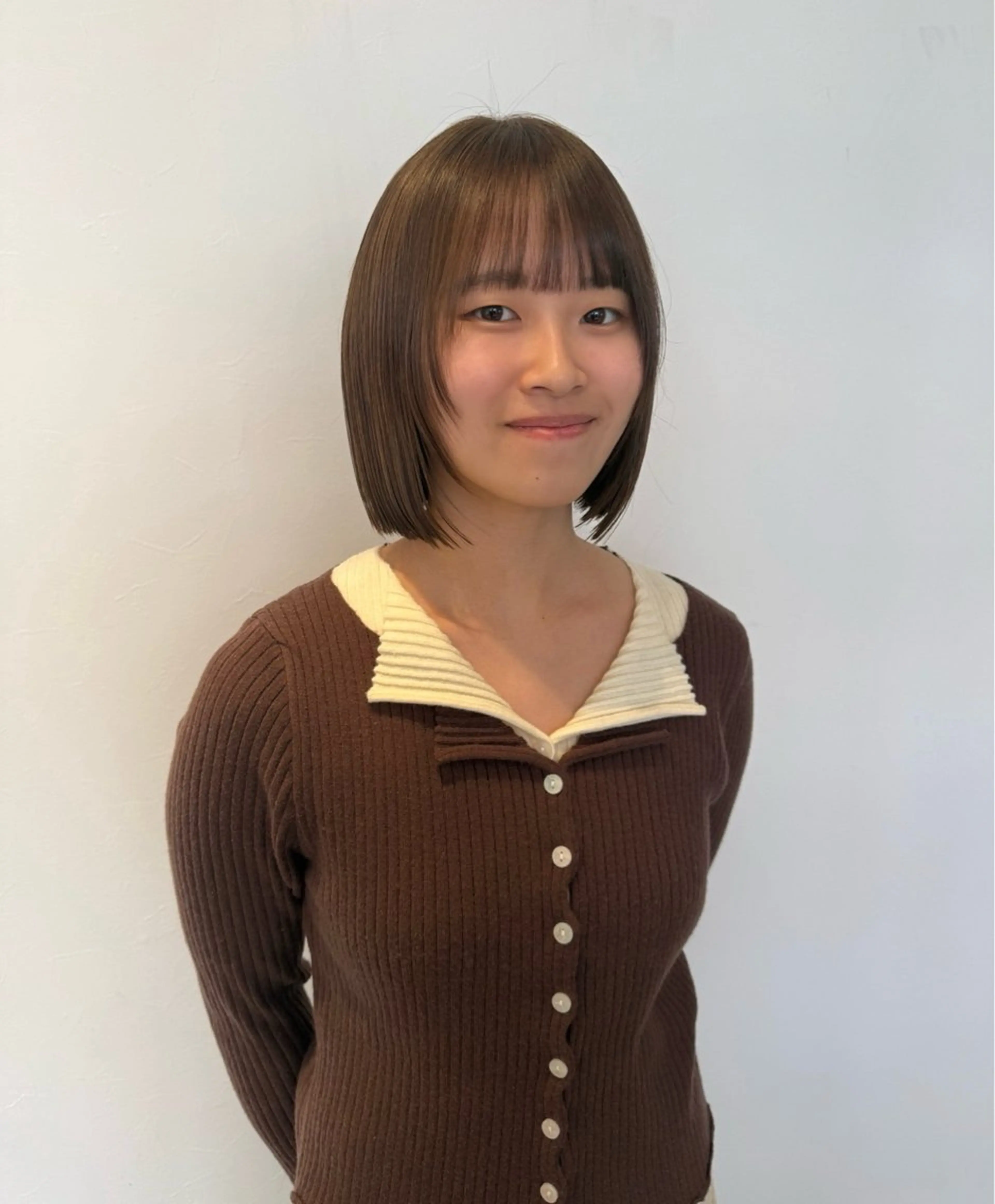 ショート ボブ 顔まわりレイヤー レイヤーカット 白築 怜実のヘアスタイル