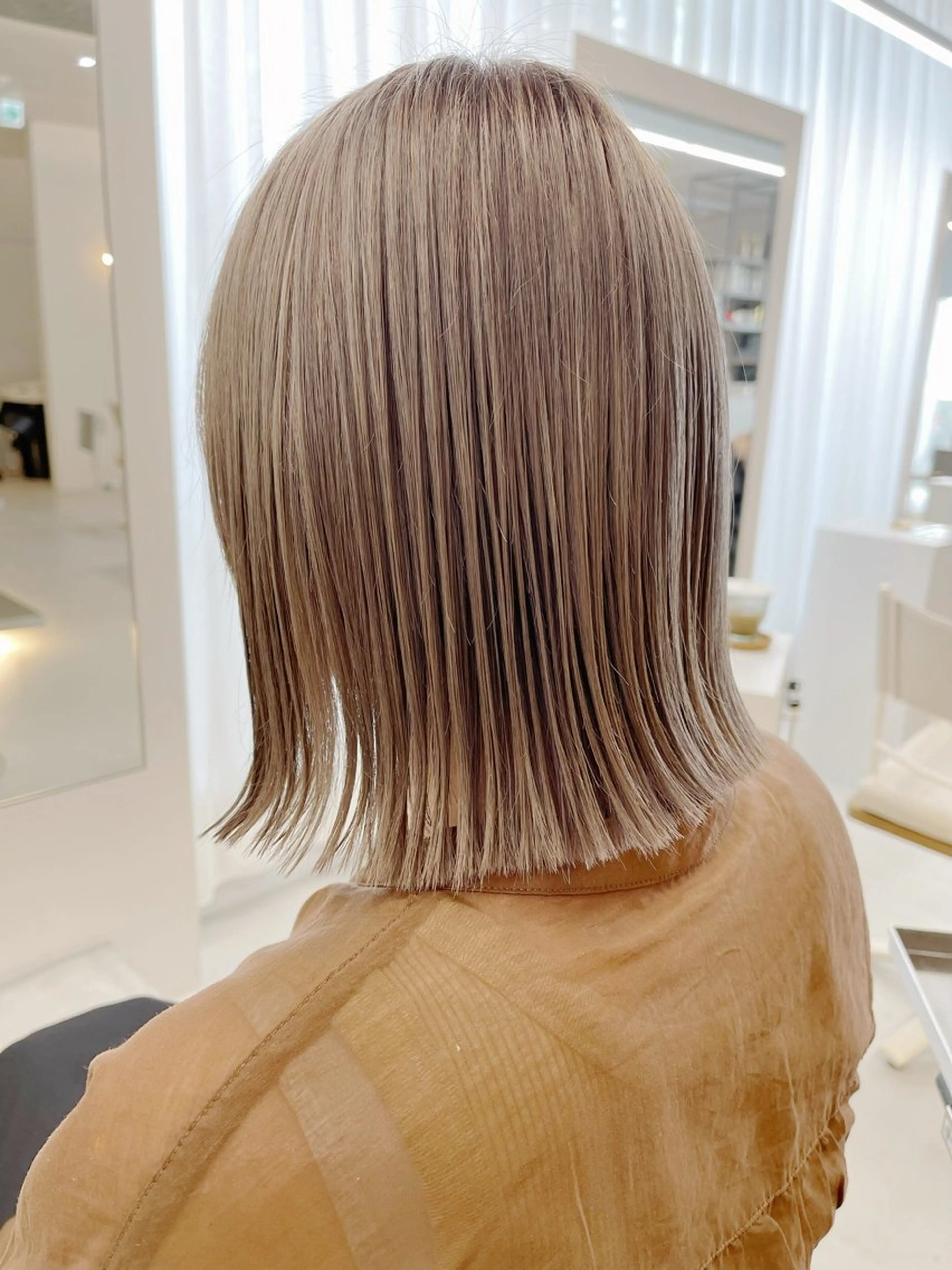 ミディアム カラー 柴田泰秀sotti. 髪質改善/ブリーチのヘアスタイル