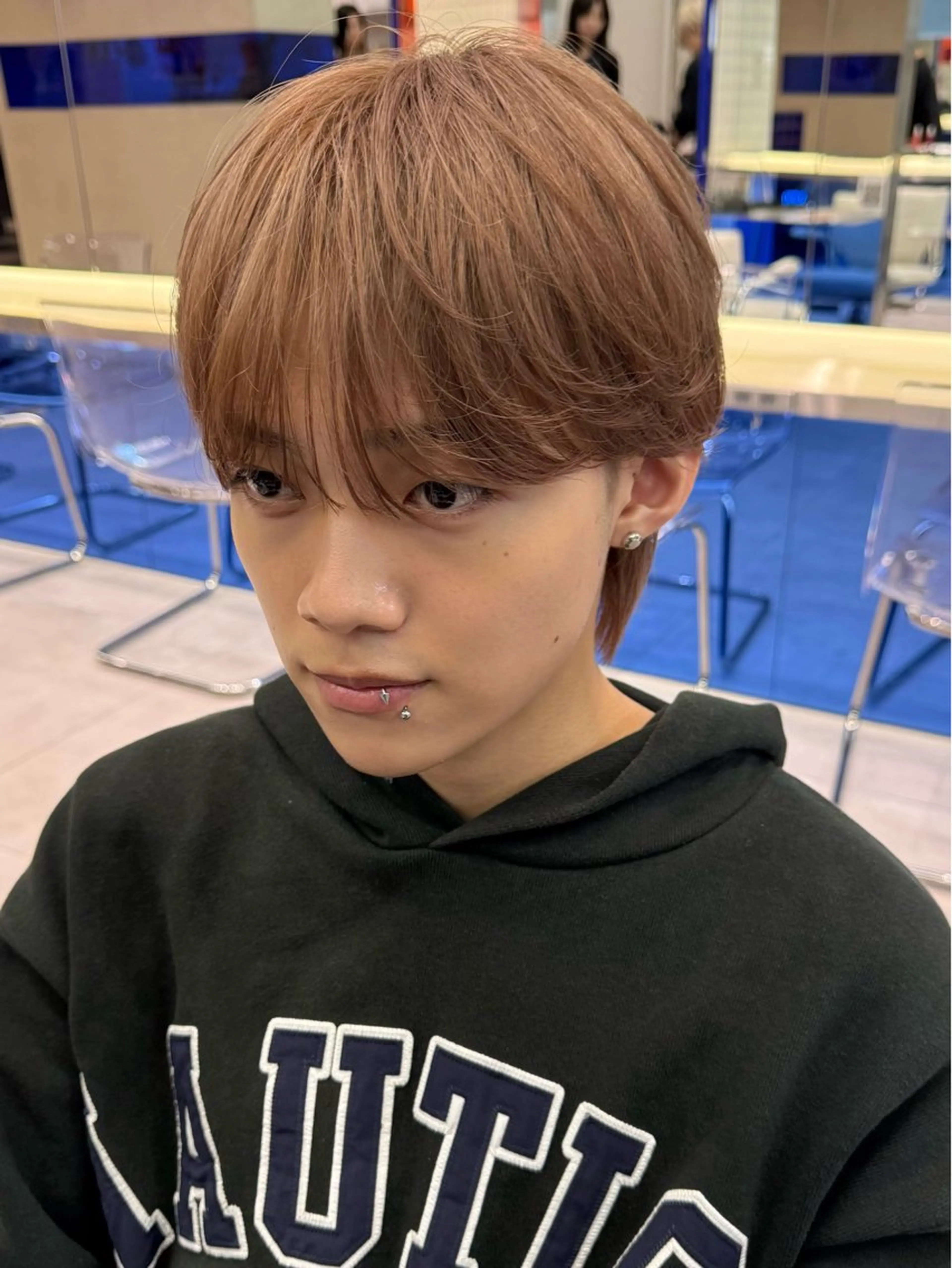 ショート カラー メンズ ヘアカラー メンズブリーチ カラーhirokoのヘアスタイル