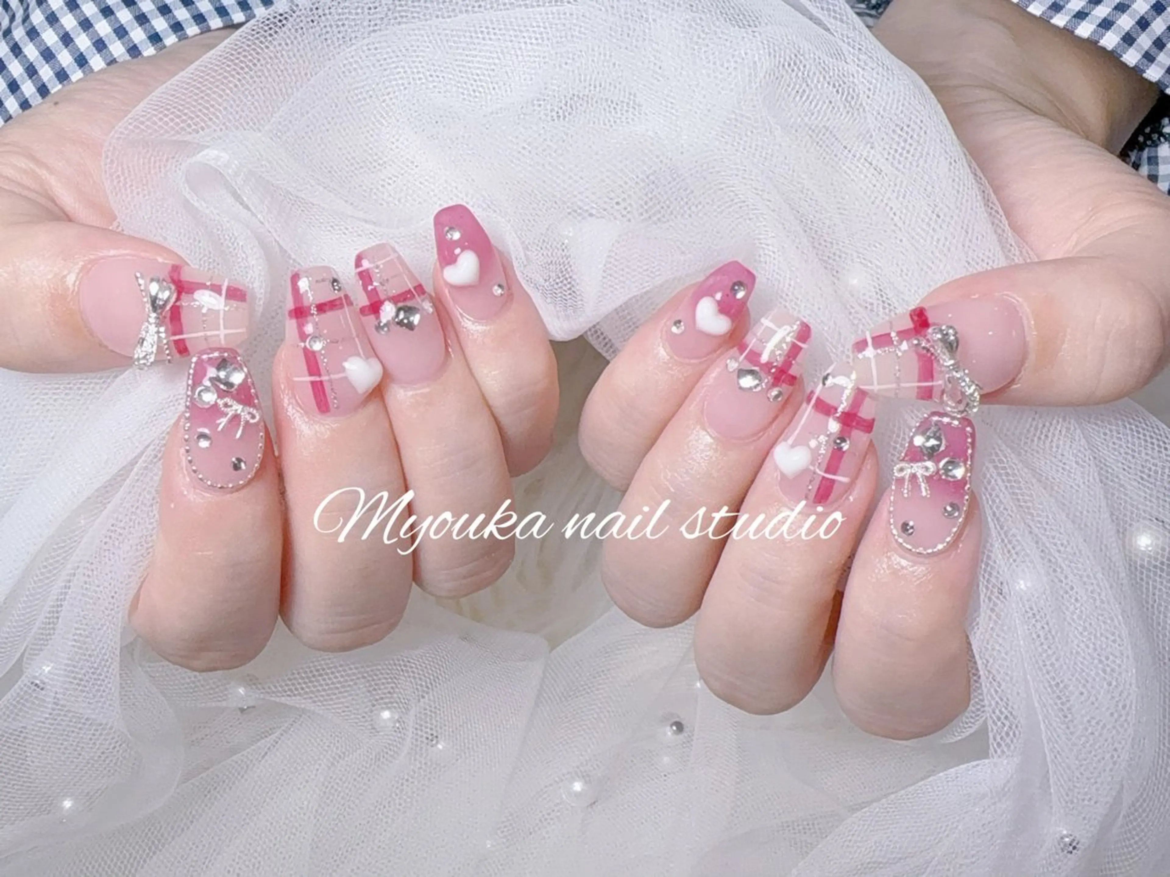 ネイル チークネイル 長さ出し フットネイル ジェルネイル グラデーション ハンドネイル ハンドケア Myouka所属・Myouka 板橋区大山駅前店のネイルデザイン