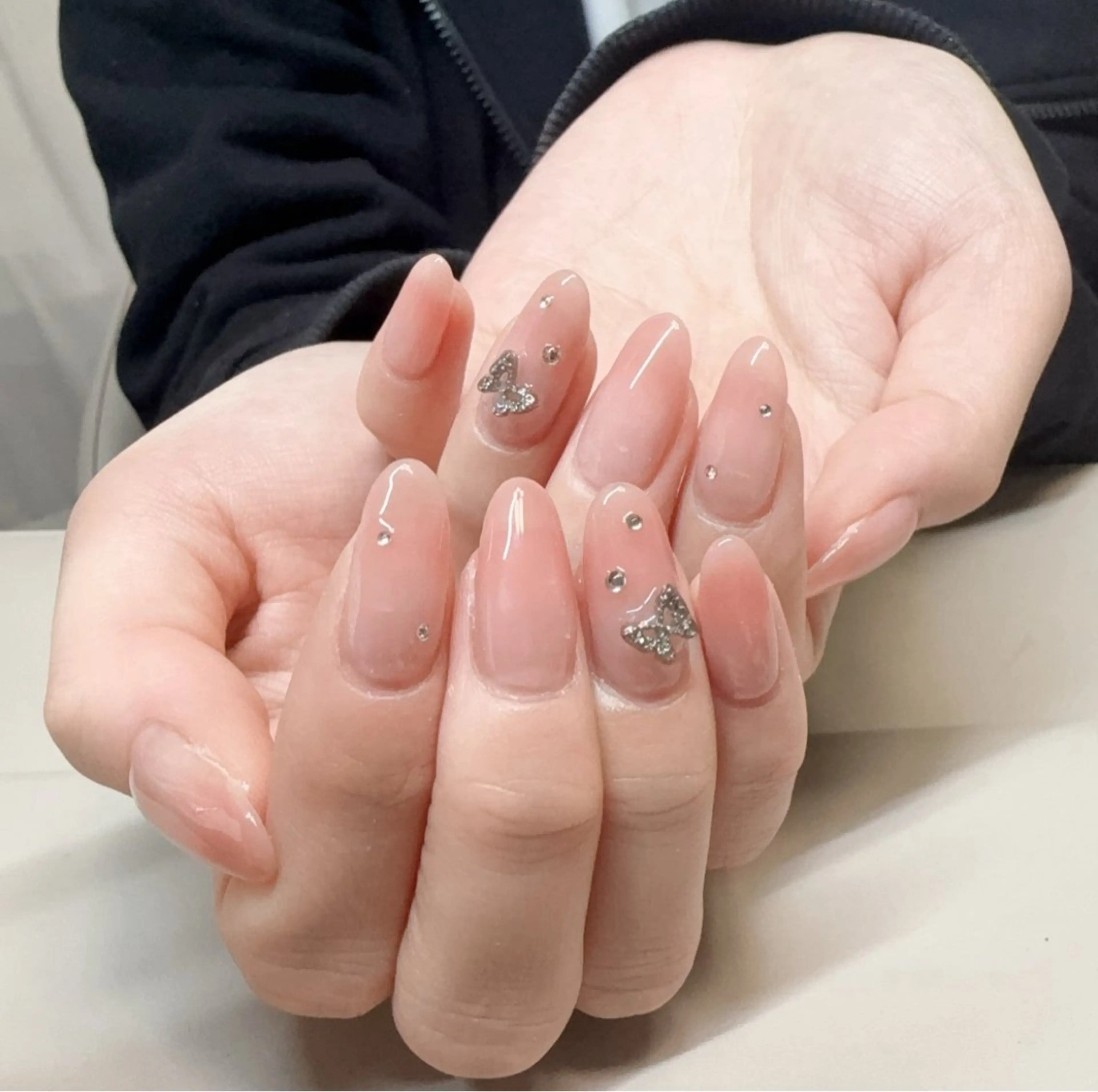 ネイル ハンドネイル Tini ANA.CHUOのネイルデザイン