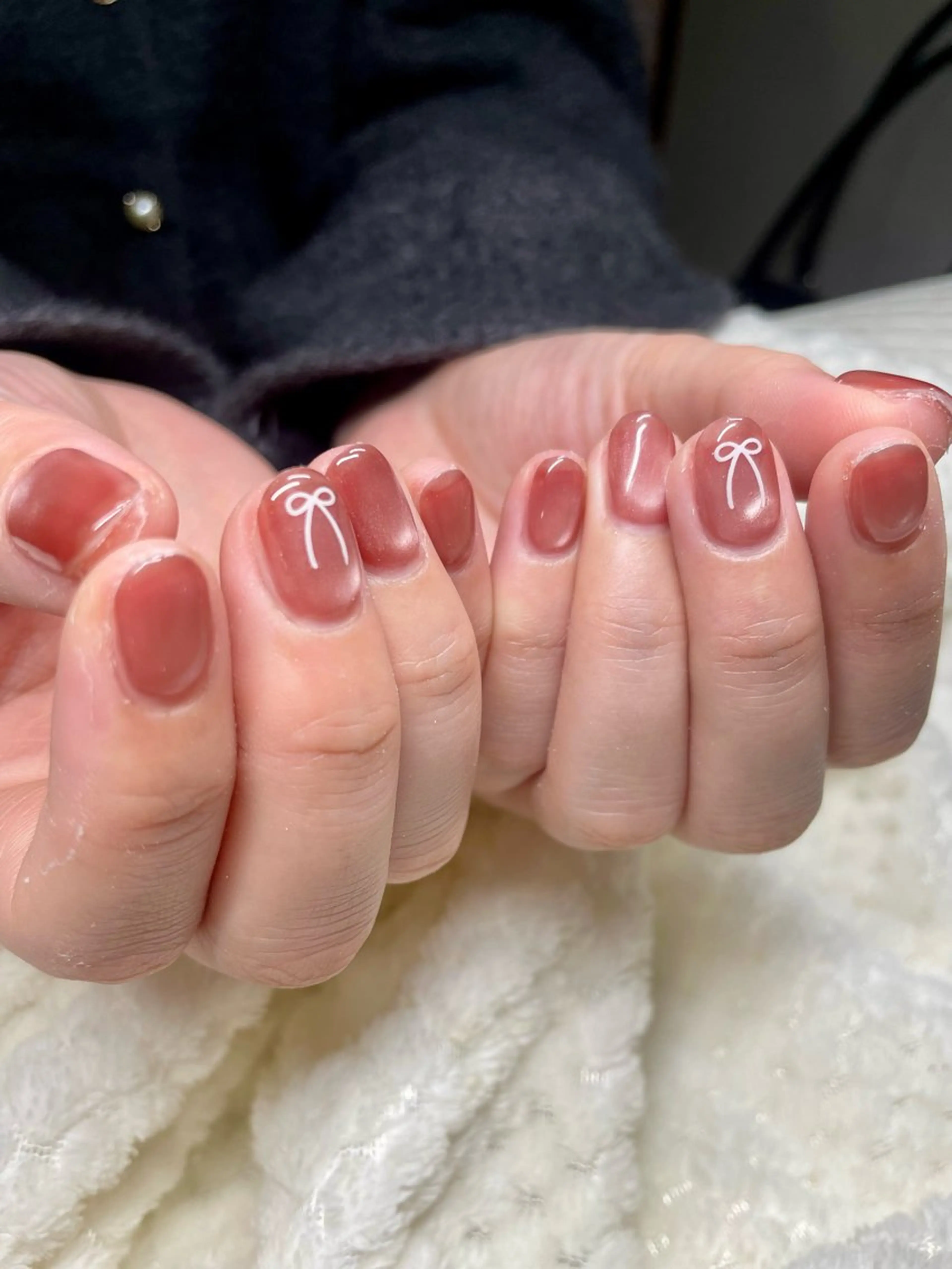 ネイル マグネットネイル リボン 前田 凜のネイルデザイン