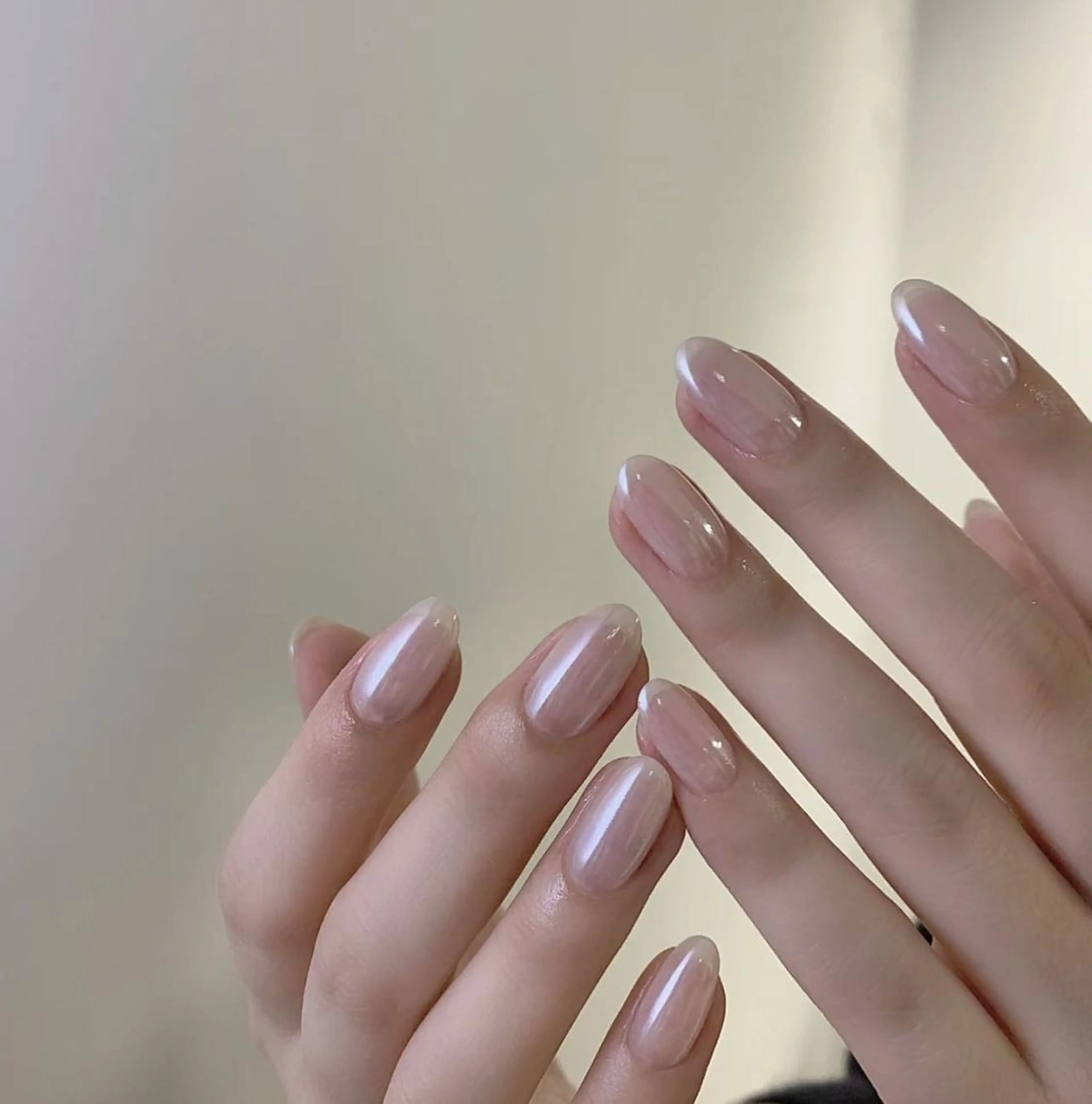 ネイル オーロラネイル ミラーネイル Queens momoのネイルデザイン