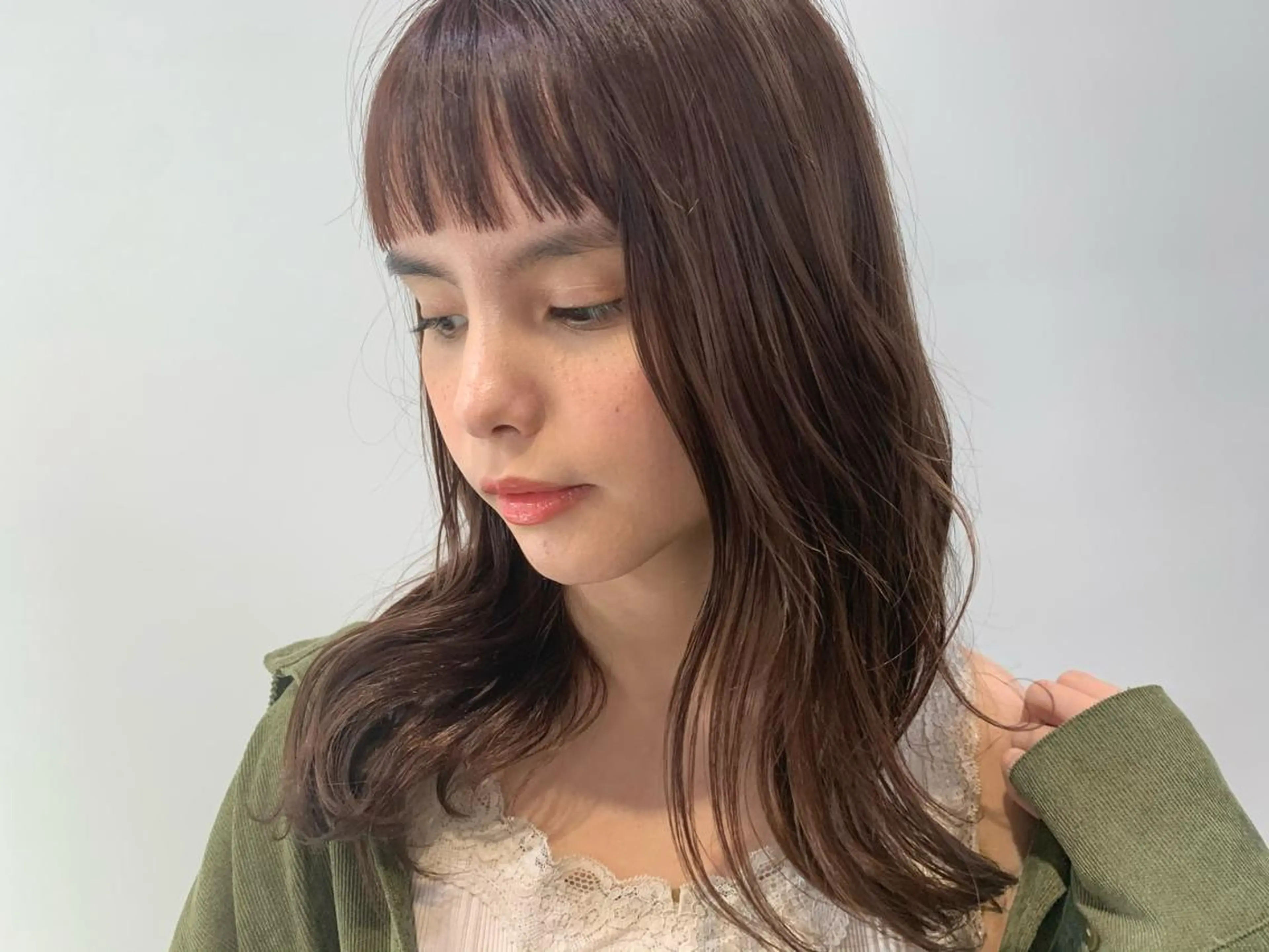 ミディアム カラー 透明感カラー ヒロミ/アレンジ/ アンニュイ/透け感のヘアスタイル