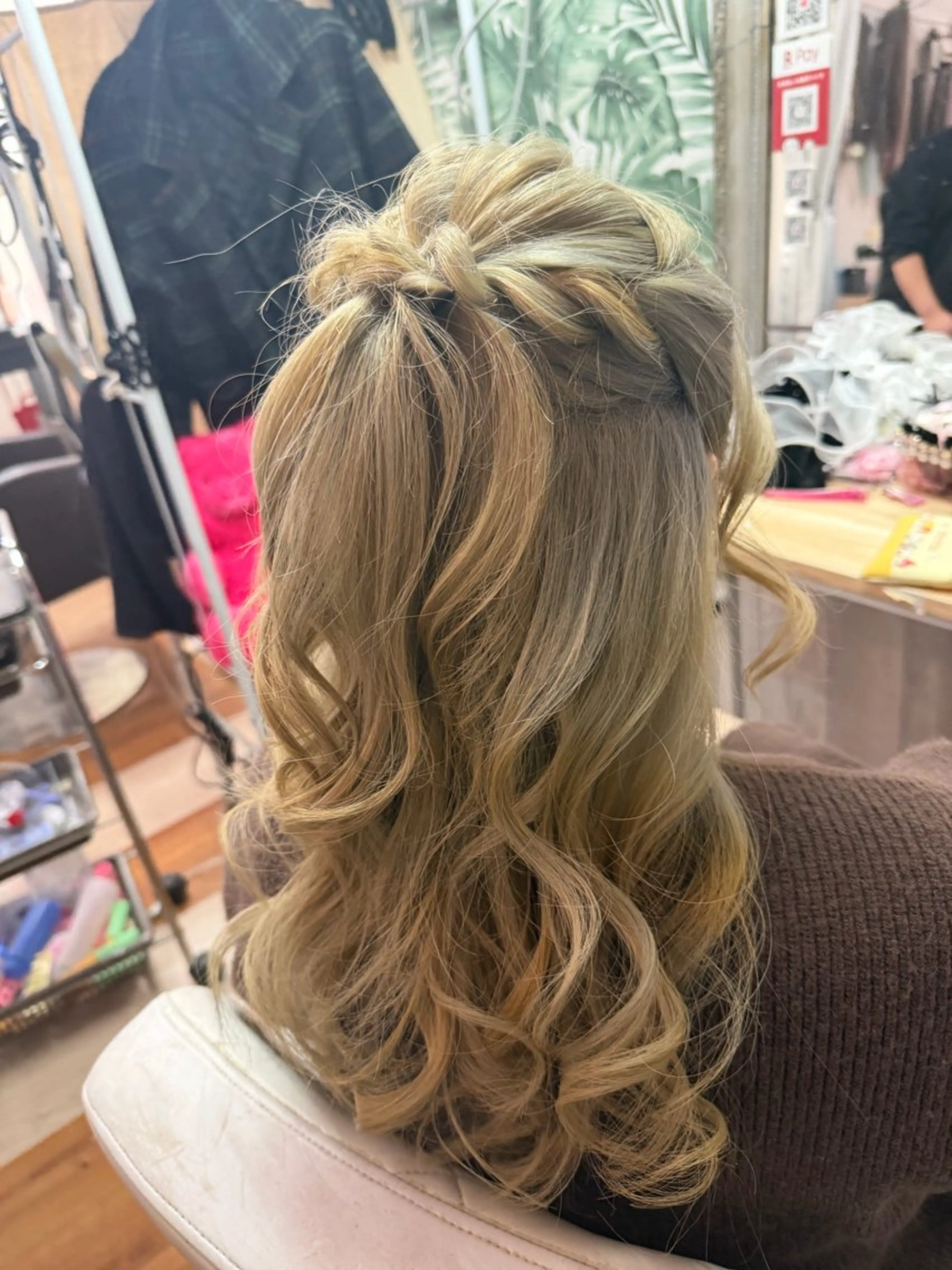 15日から18日限定クーポン！ヘアセット1500円！の写真