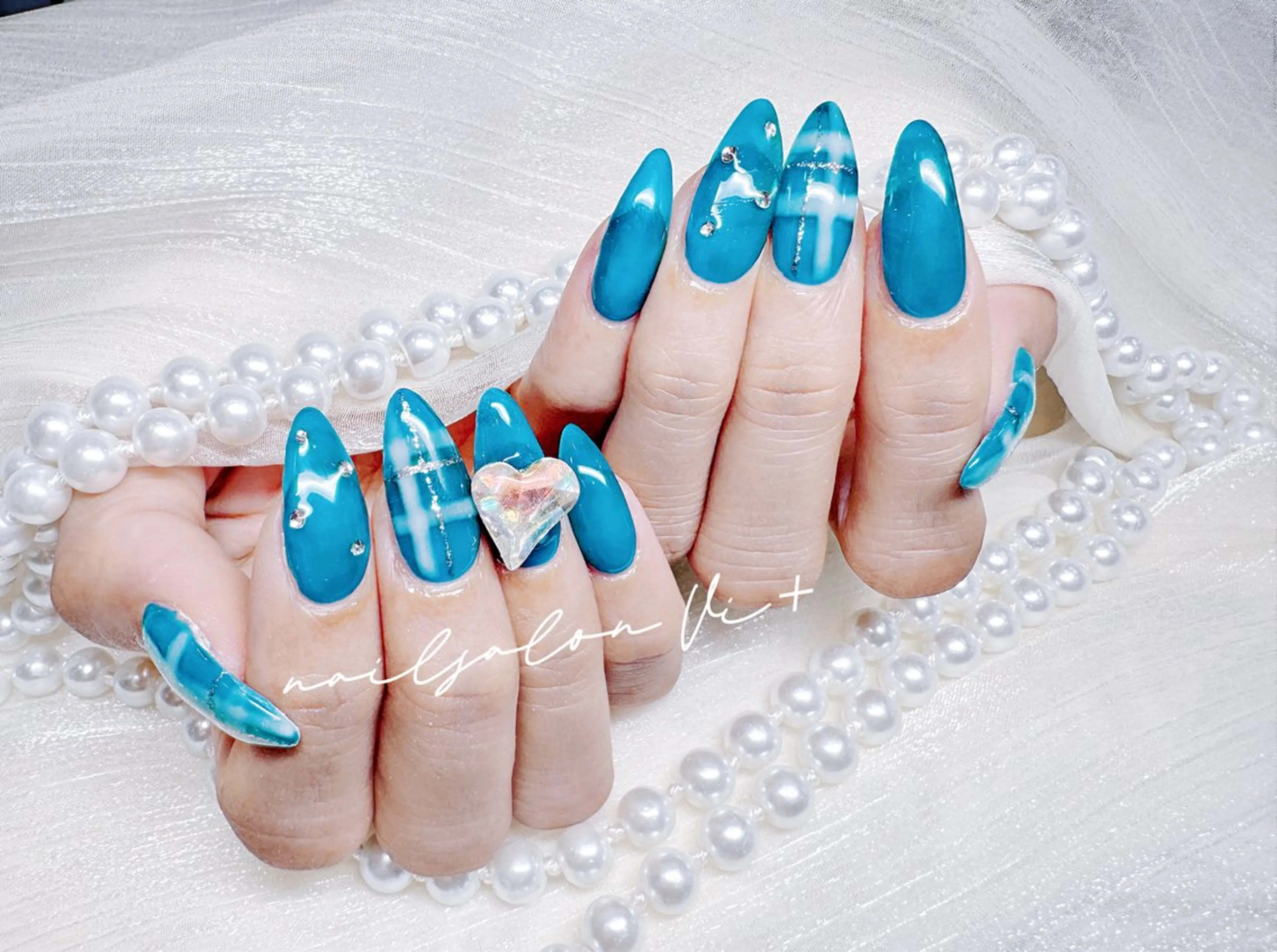 ネイル ハンドネイル ✨Nailsalon Vi+✨のネイルデザイン