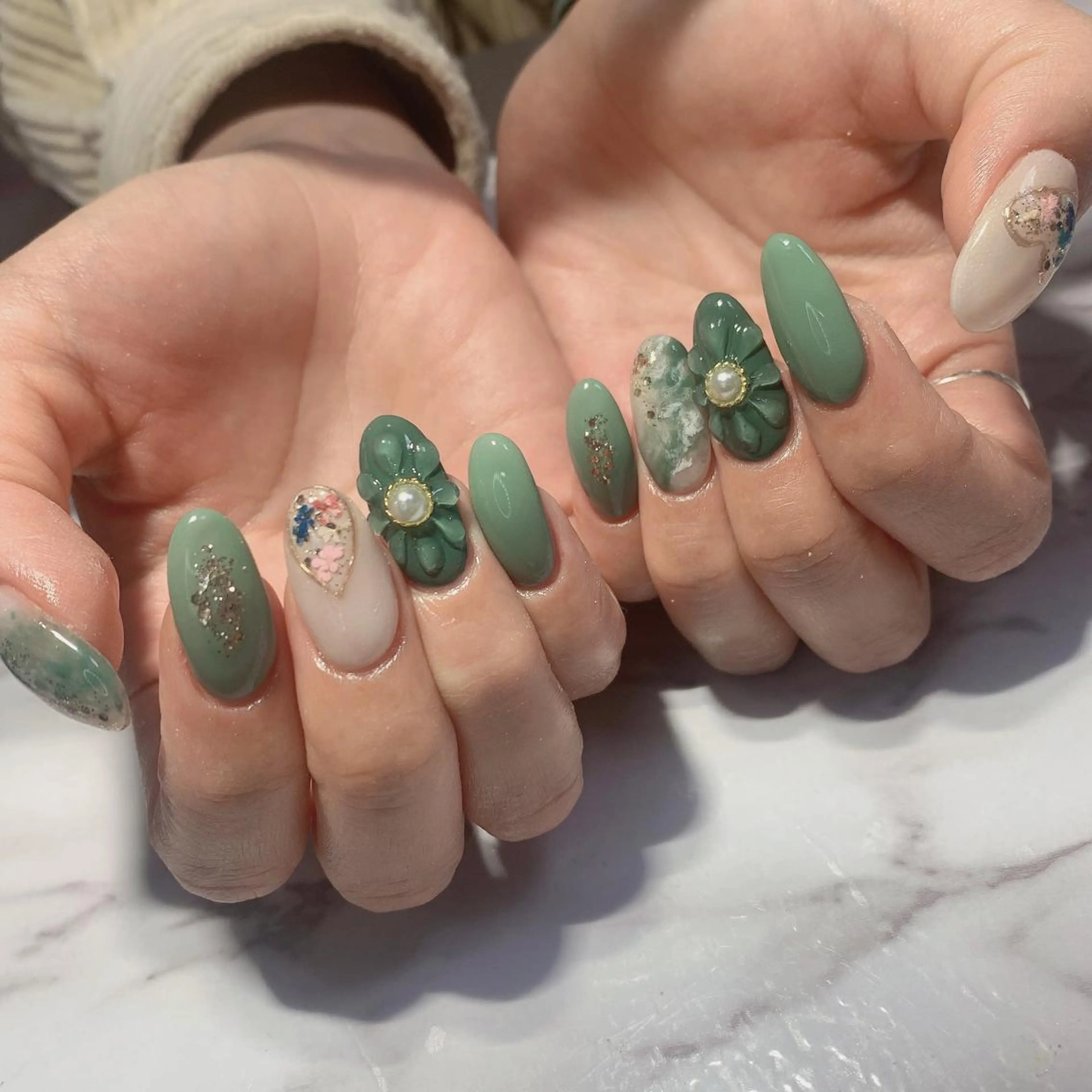 ネイル Ally's Nailのネイルデザイン