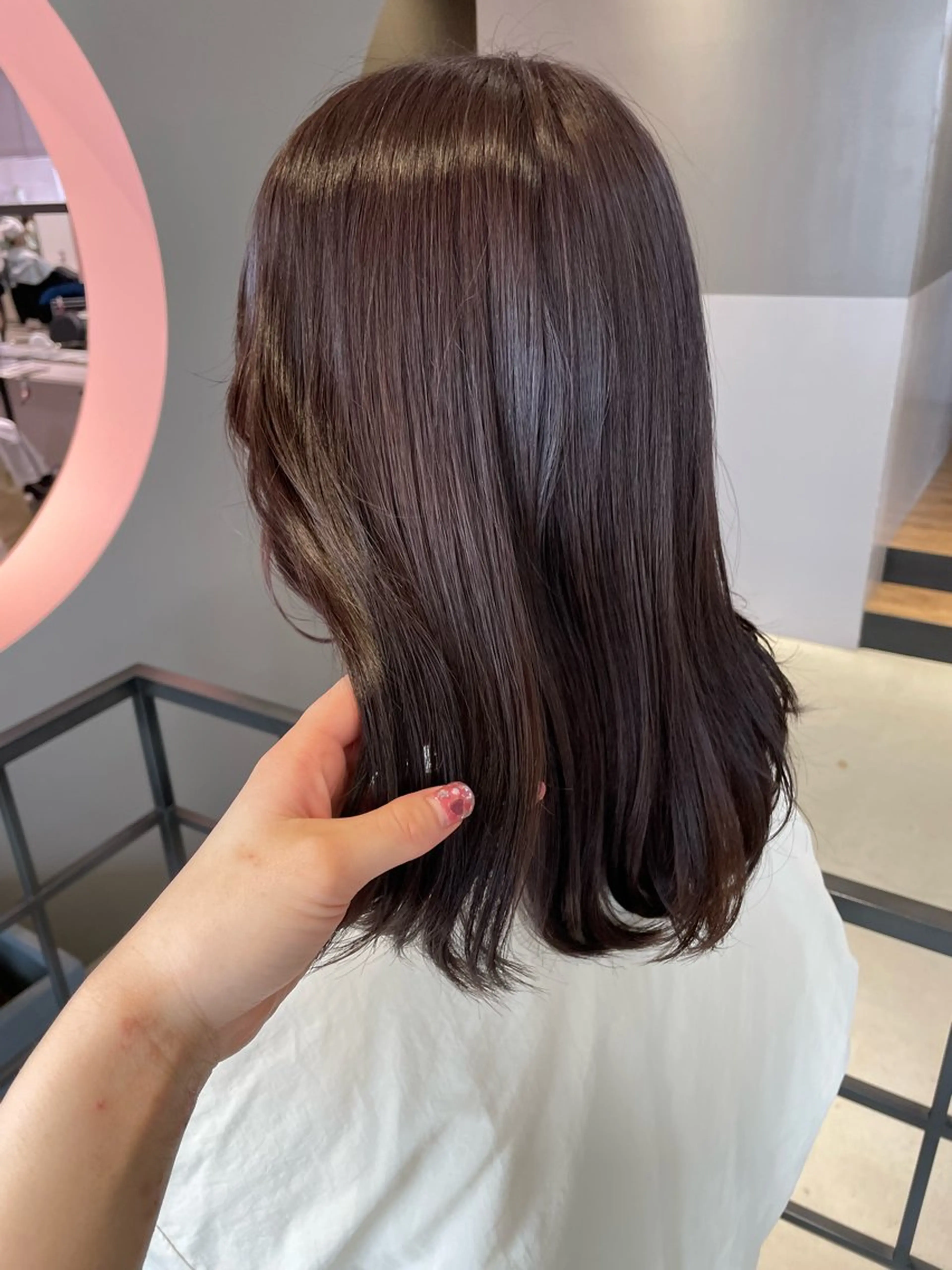 ミディアム カラー ないとう ゆうかのヘアスタイル