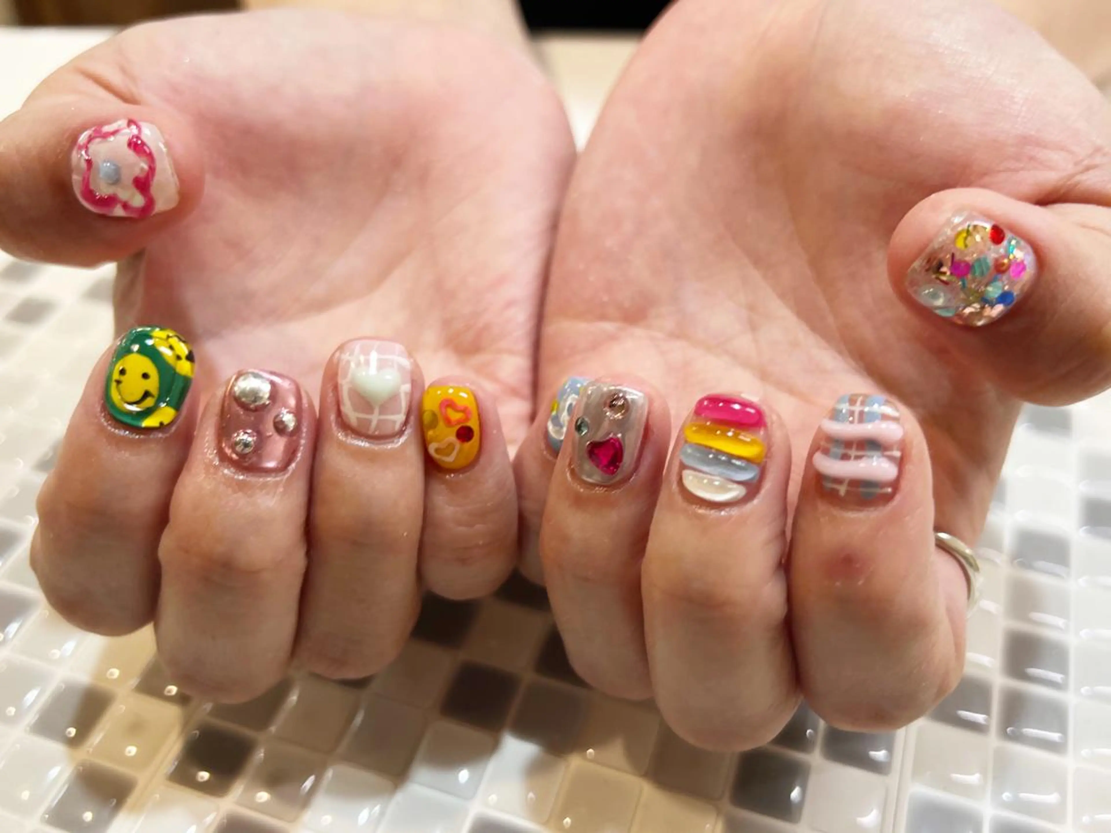 ネイル nailist yuiのネイルデザイン