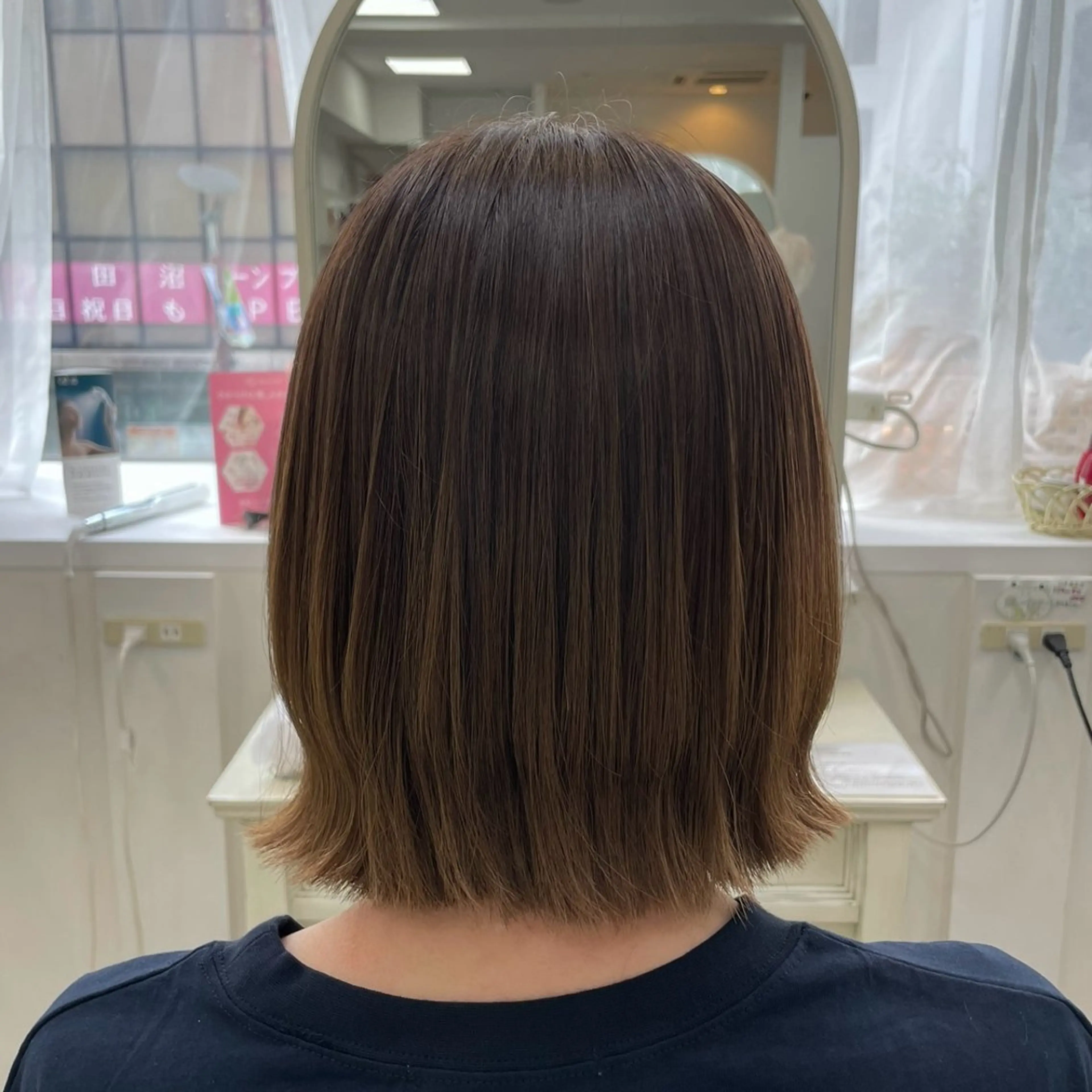 ショート カラー ヘアアレンジ 外ハネヘア 町田 あみのヘアスタイル